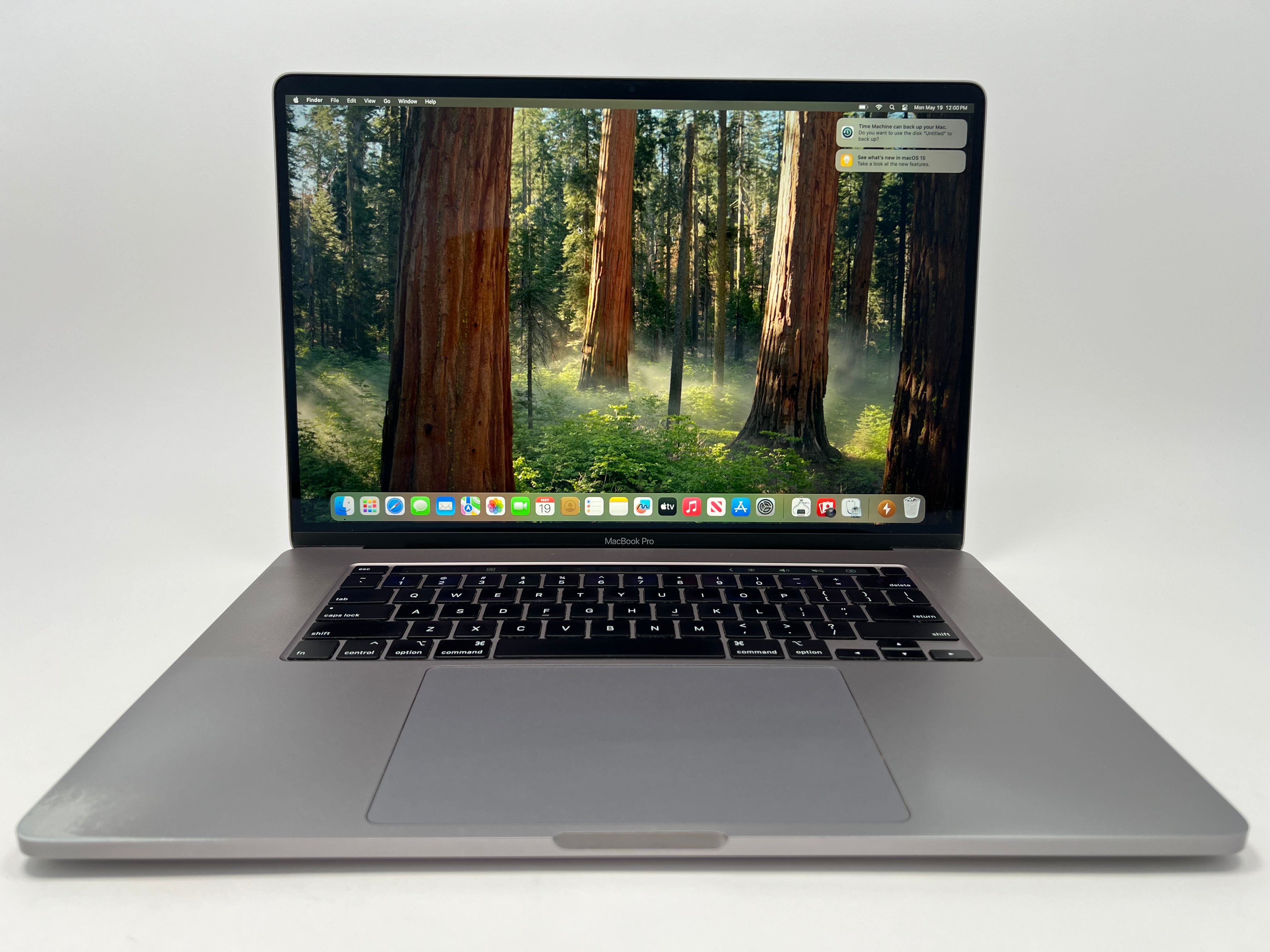 MacBook Pro (2019) 16-inch – Intel Core i9 2.4GHz • AMD 5500M – 32GB RAM 8TB SSD - 66 Cycles