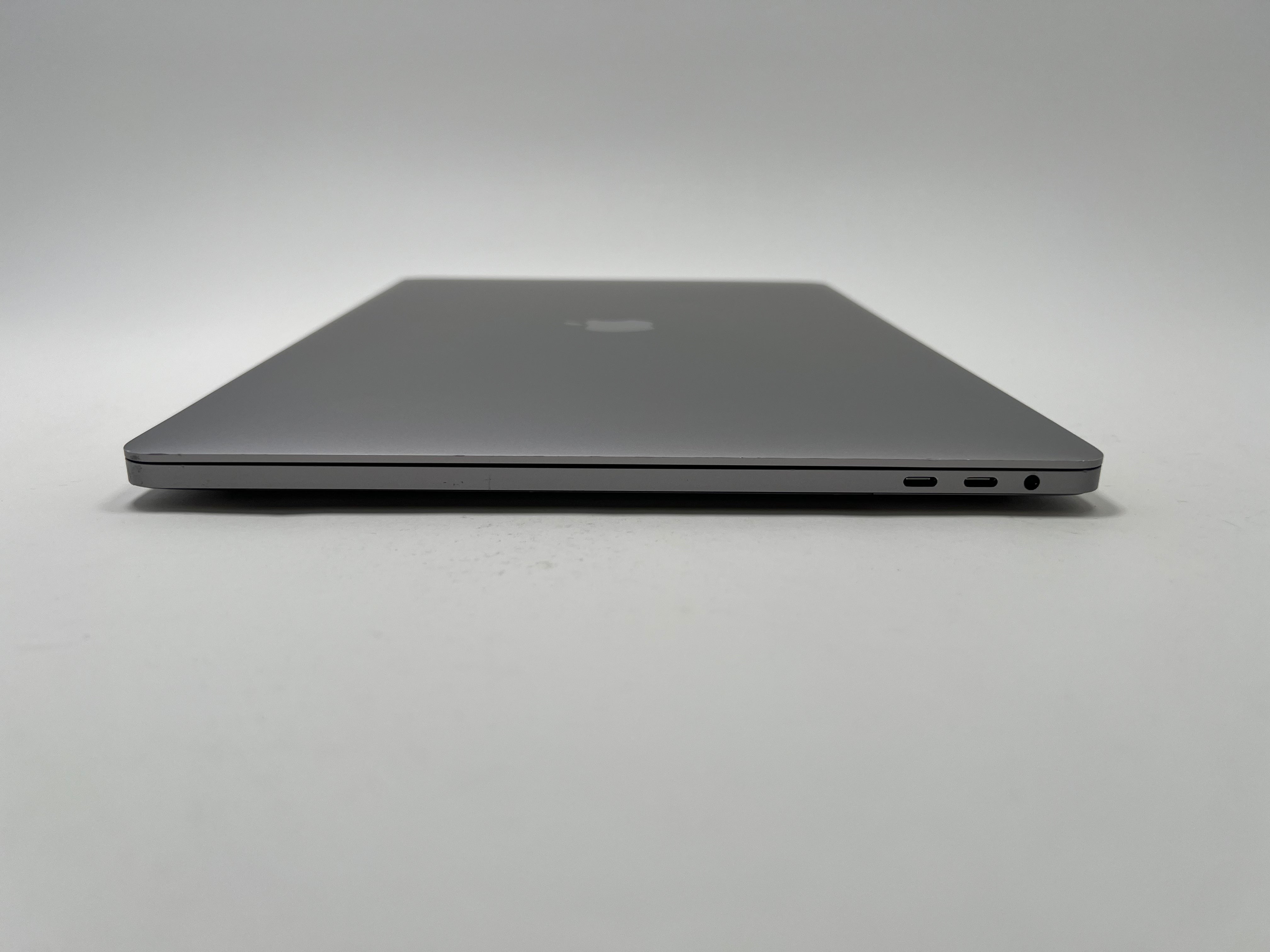 MacBook Pro (2019) 16-inch – Intel Core i9 2.4GHz – 32GB RAM 2TB SSD – Radeon Pro 5300M