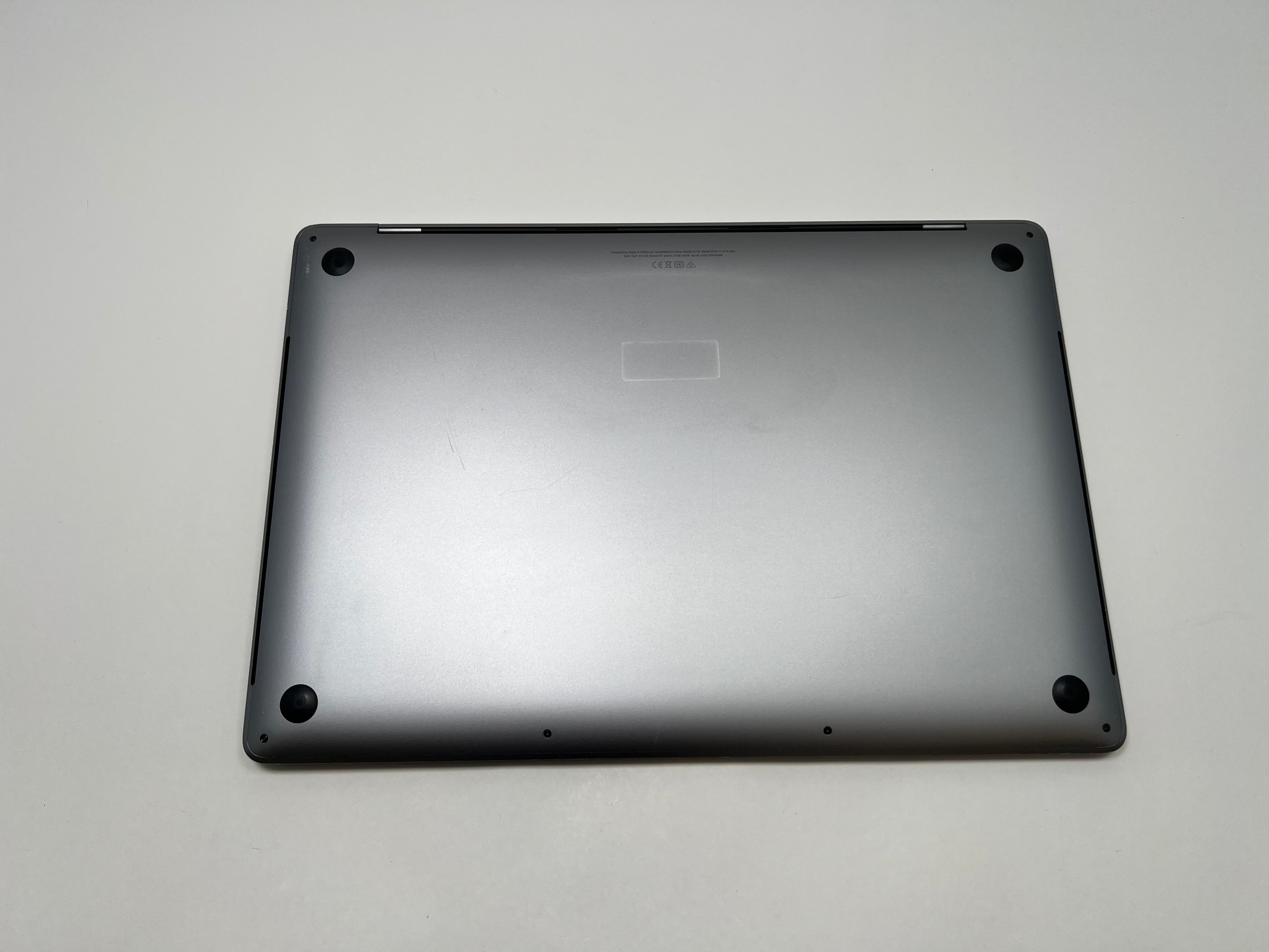 MacBook Pro (2019) 16-inch – Intel Core i9 2.4GHz – 16GB RAM 512GB SSD