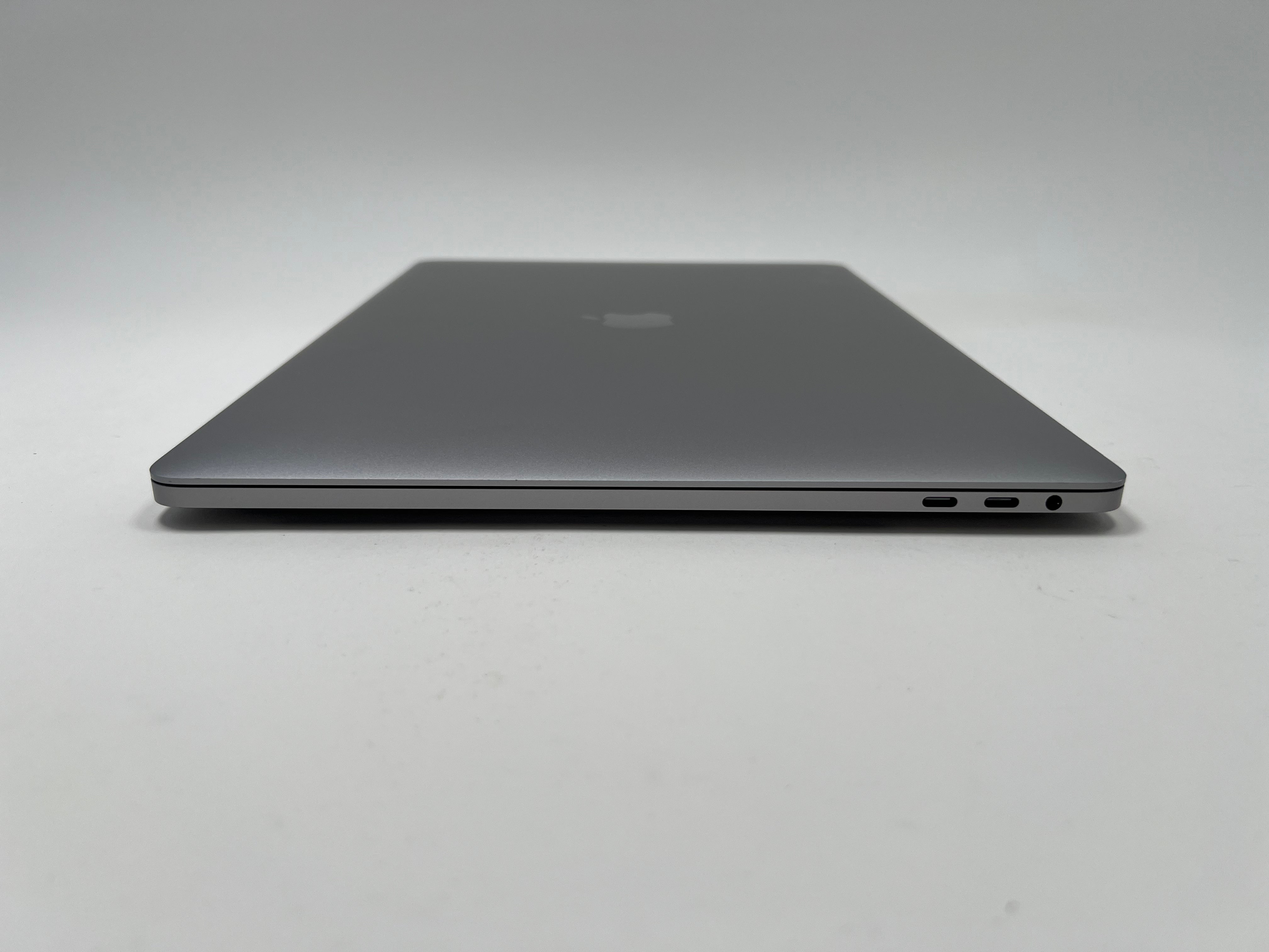 MacBook Pro (2017) 15-inch – Intel Core i7 3.1GHz – 16GB RAM 512GB SSD – Radeon Pro 560