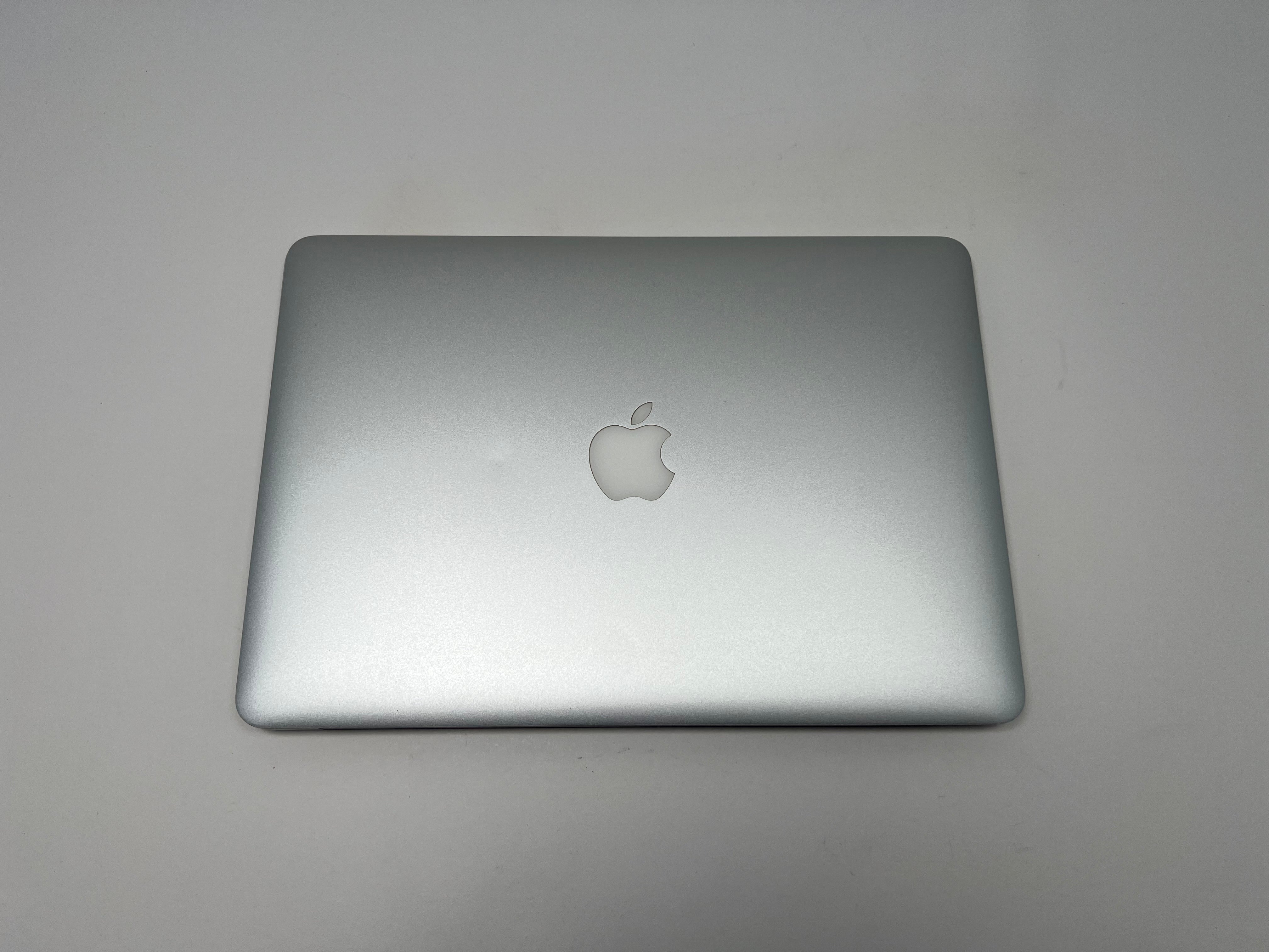 MacBook Air (2014) 13-inch – Intel Core i5 1.4GHz – 4GB RAM 256GB SSD