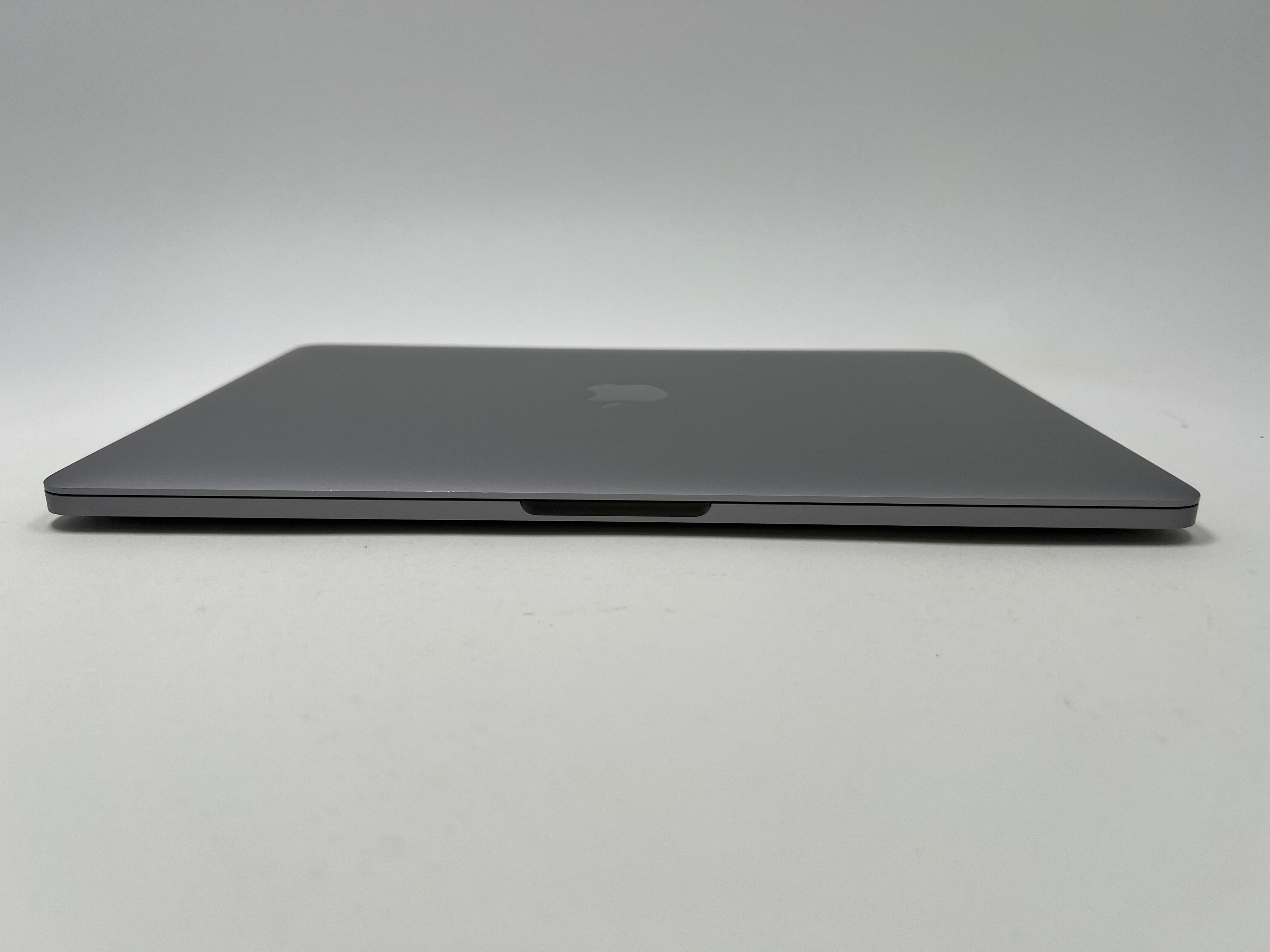 MacBook Pro (2017) 13-inch – Intel Core i7 3.5GHz – 16GB RAM 512GB SSD • 45 Battery Cycles