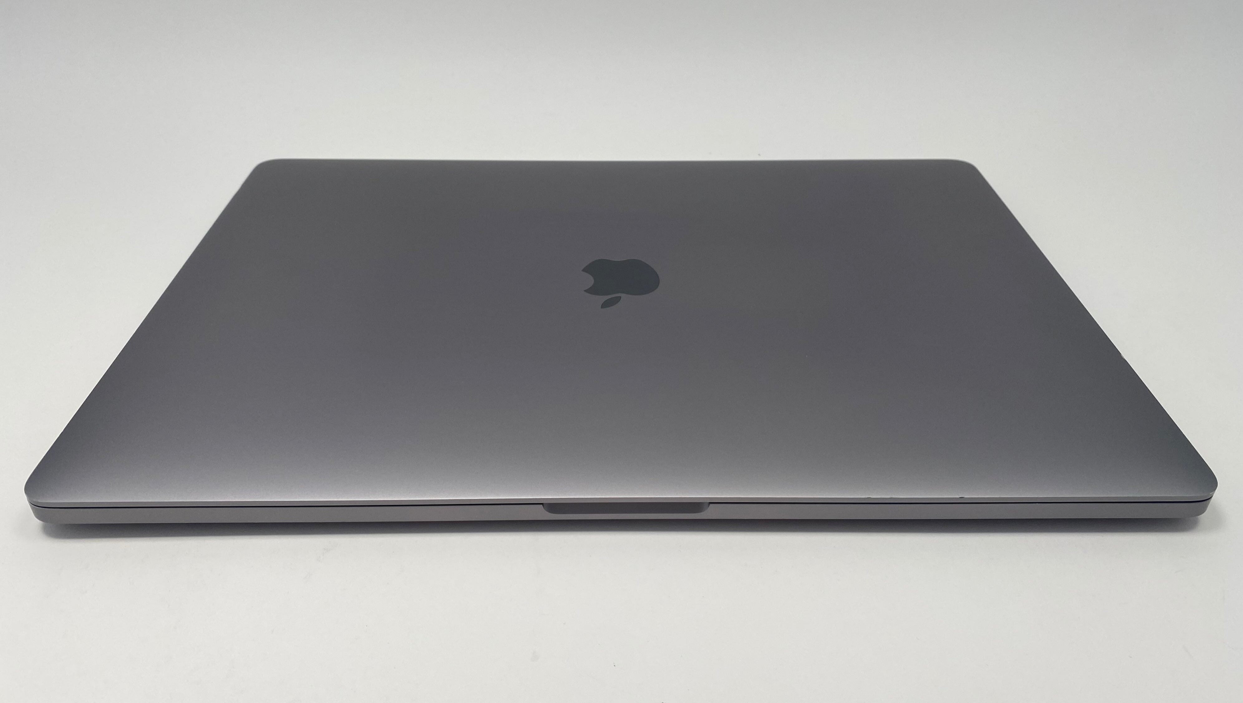 MacBook Pro (2019) 16-inch – Intel Core i9 2.3GHz • Radeon Pro 5500M – 32GB RAM 8TB SSD