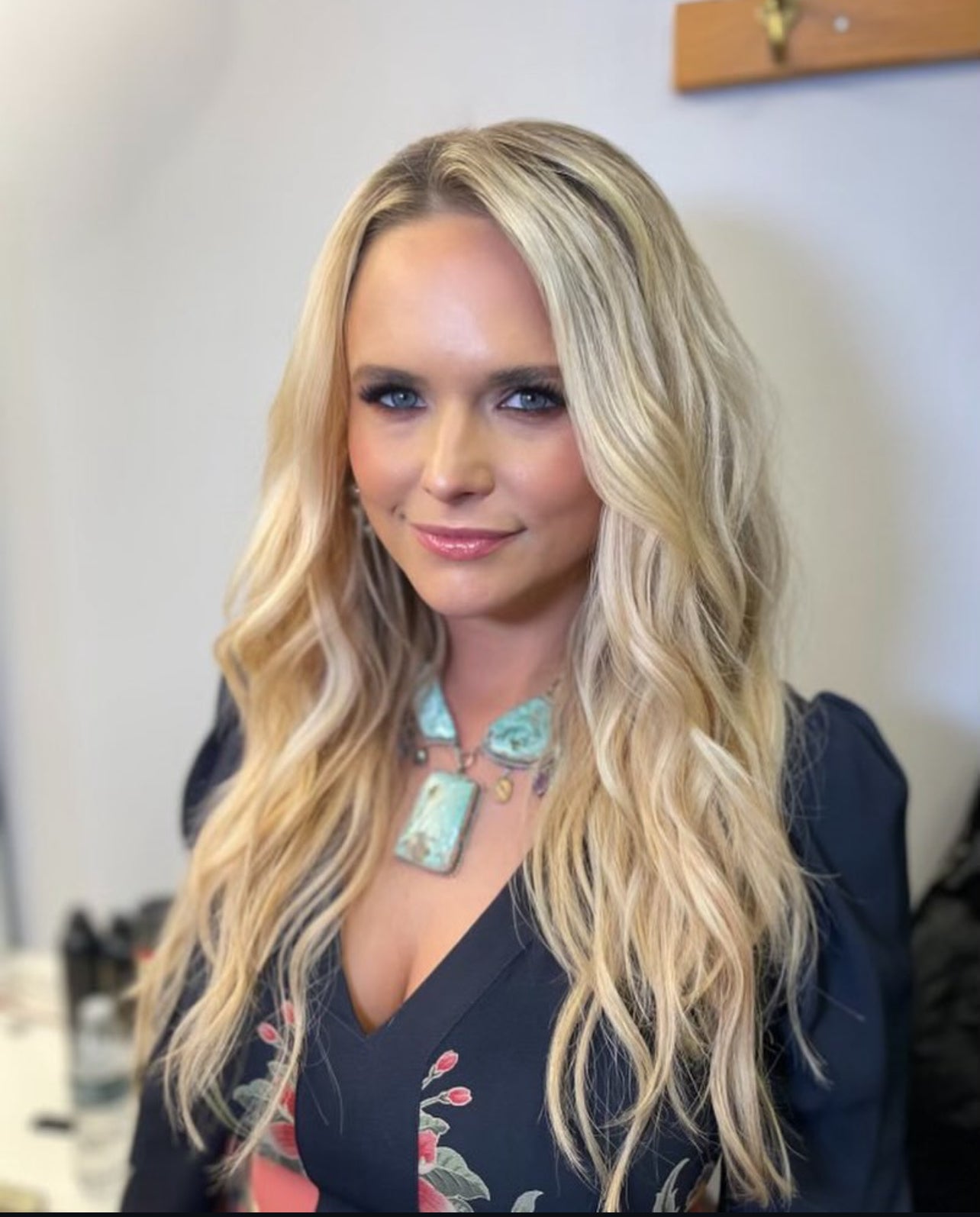 Genius Weft Hair Extensions in Color P18/60