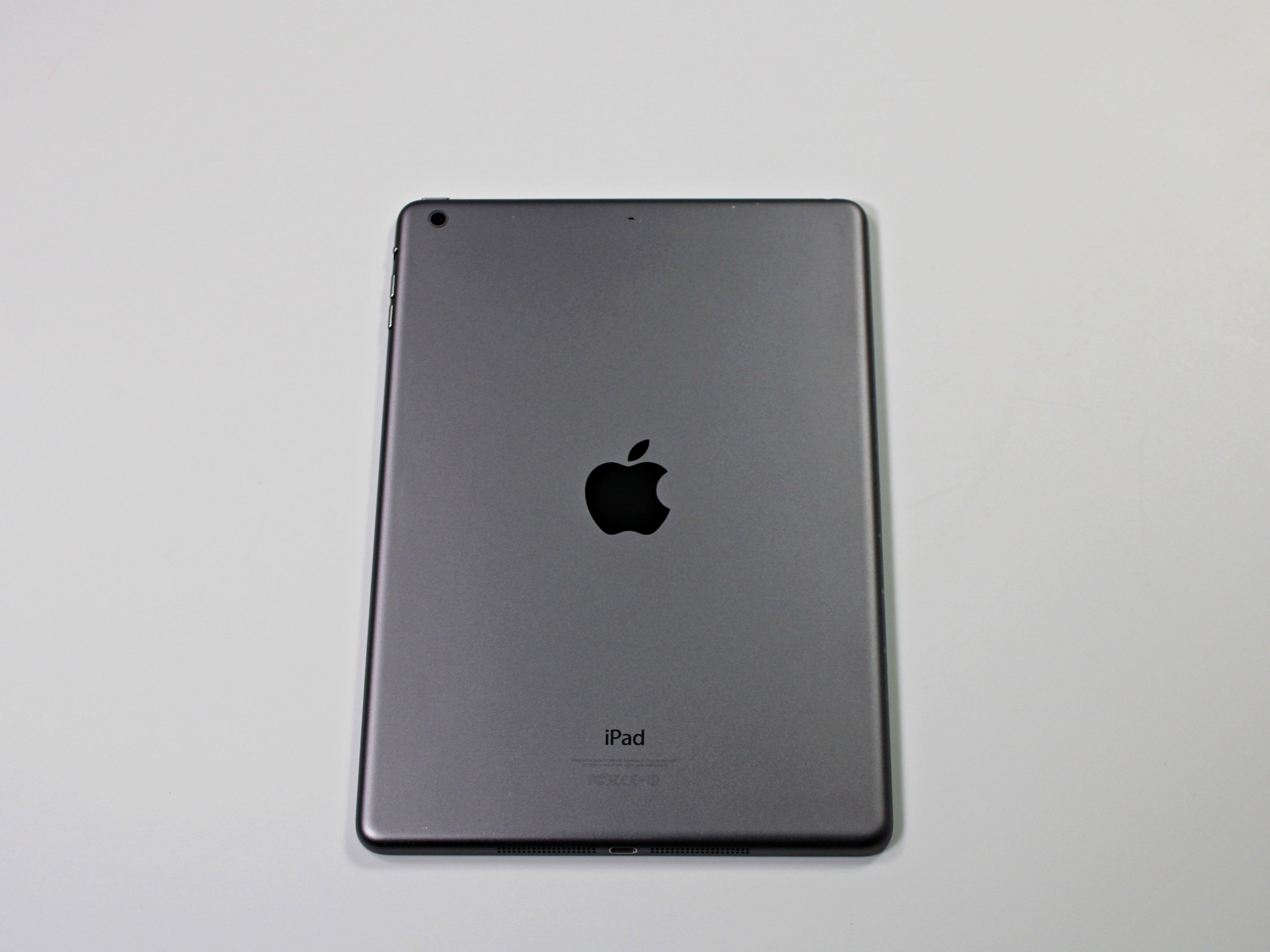 Apple iPad Air 2013 A1474 MD785LL/B 9.7-inch + 16GB & WiFi (Space Gray) Excellent