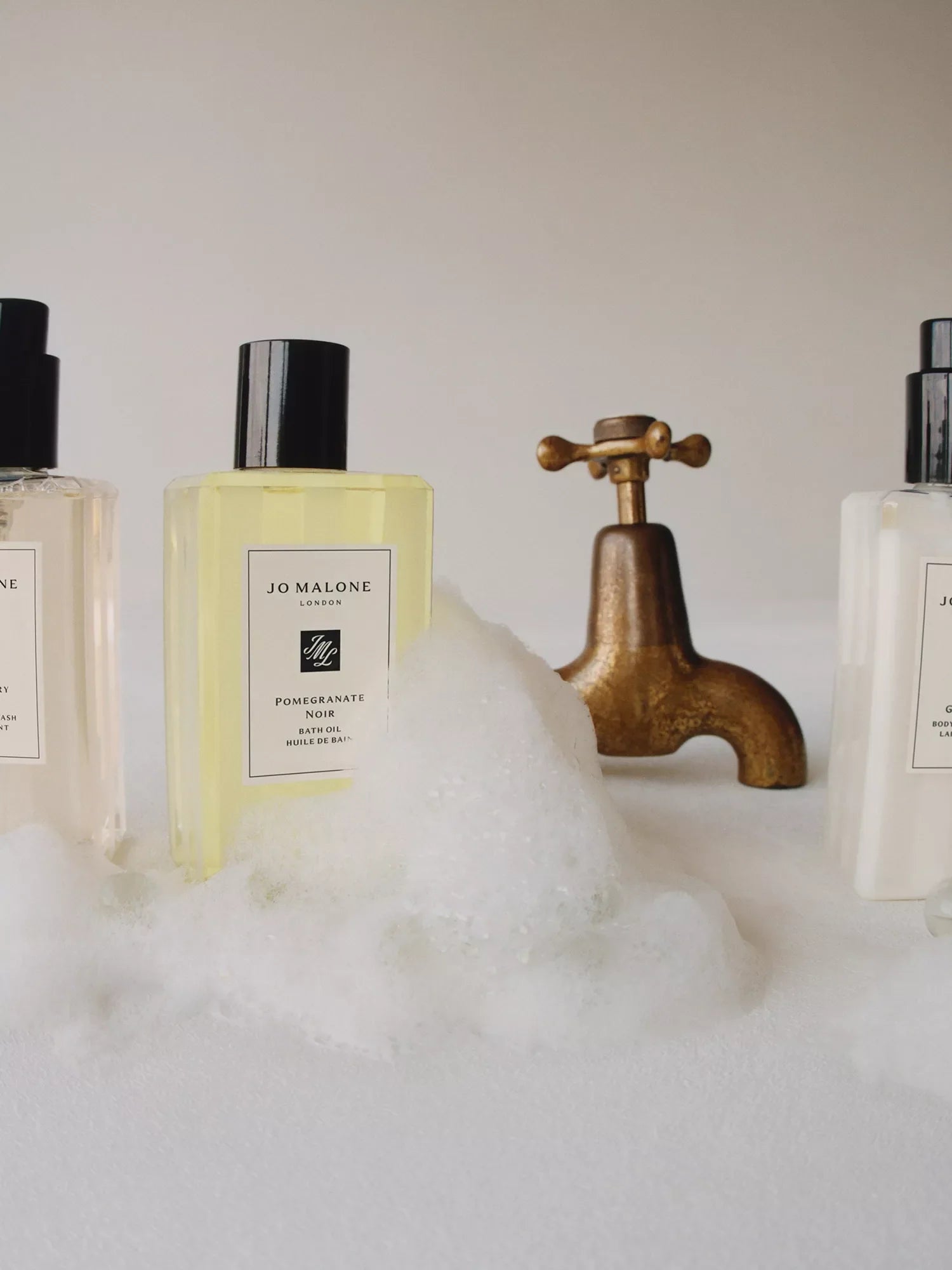 JO MALONE LONDON Pomegranate Noir bath oil 250ml
