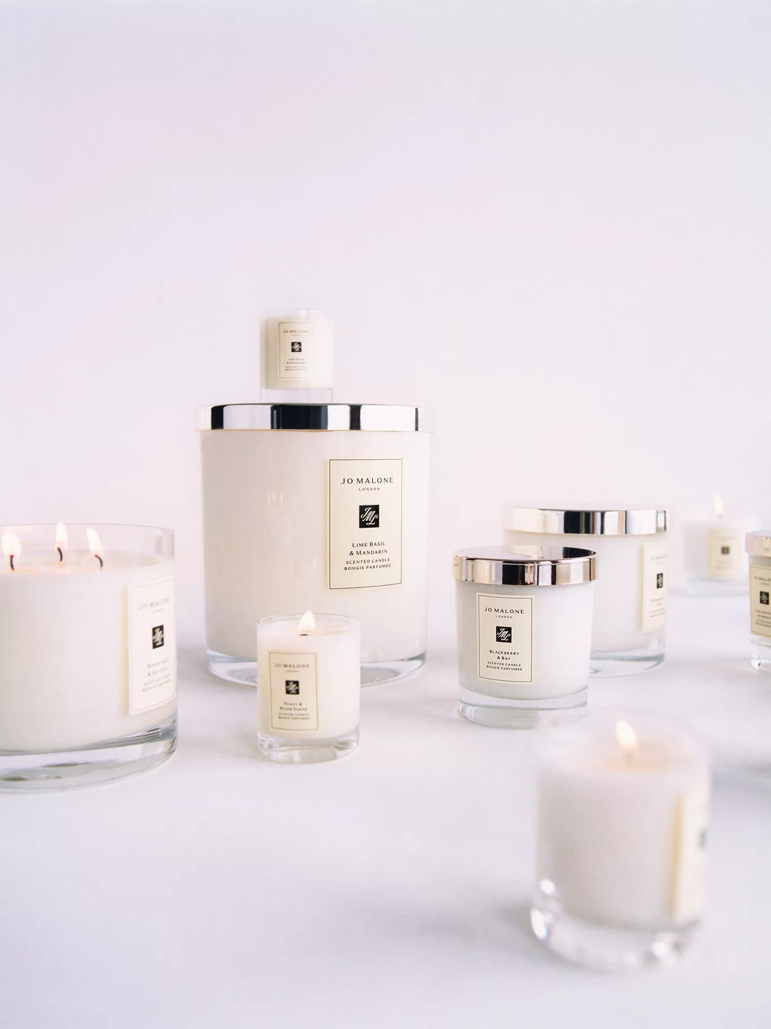 JO MALONE LONDON Wild Bluebell Classic Candle 200g