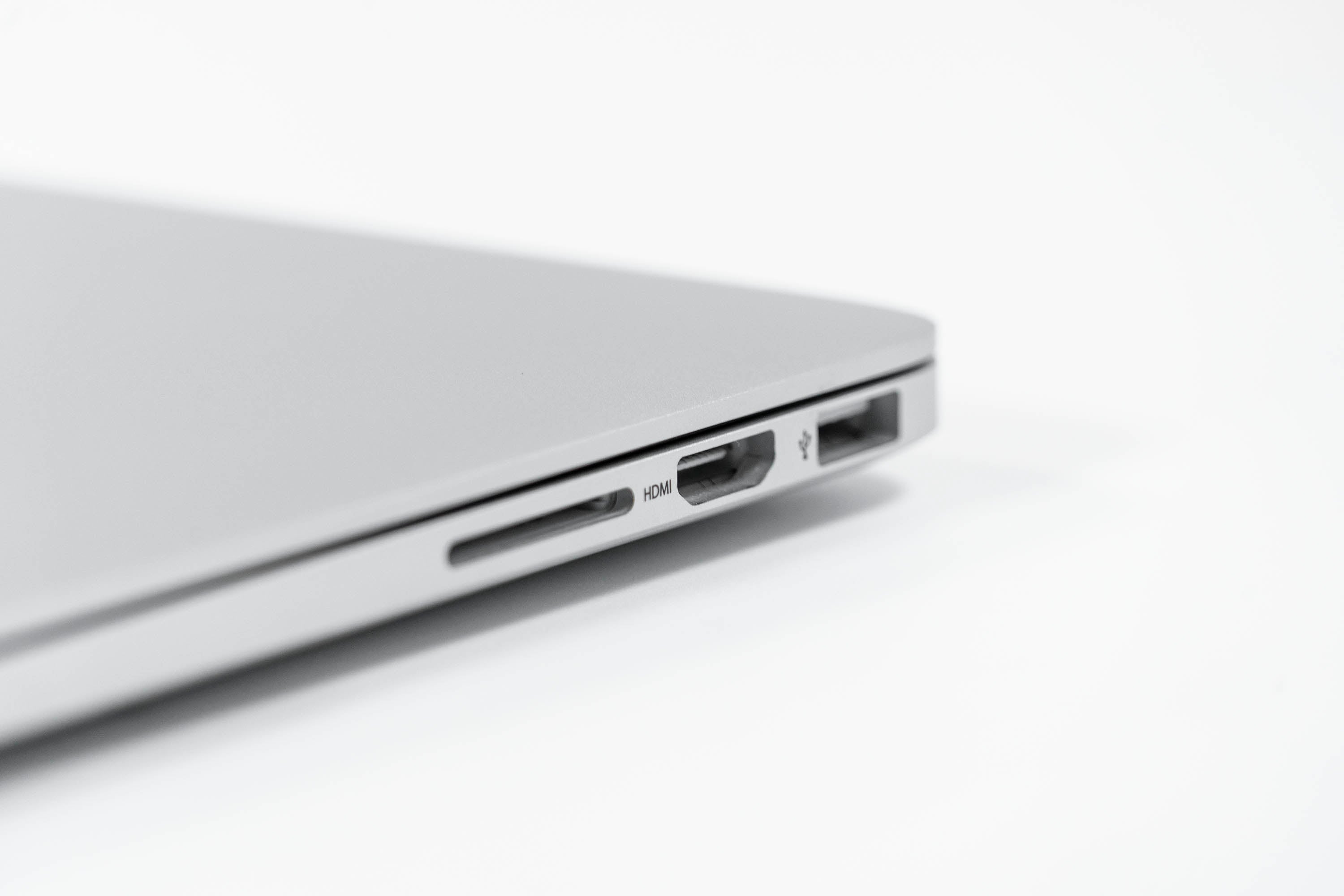 MacBook Pro (2015) 13-inch – Intel Core i5 2.7GHz – Iris Graphics 6100