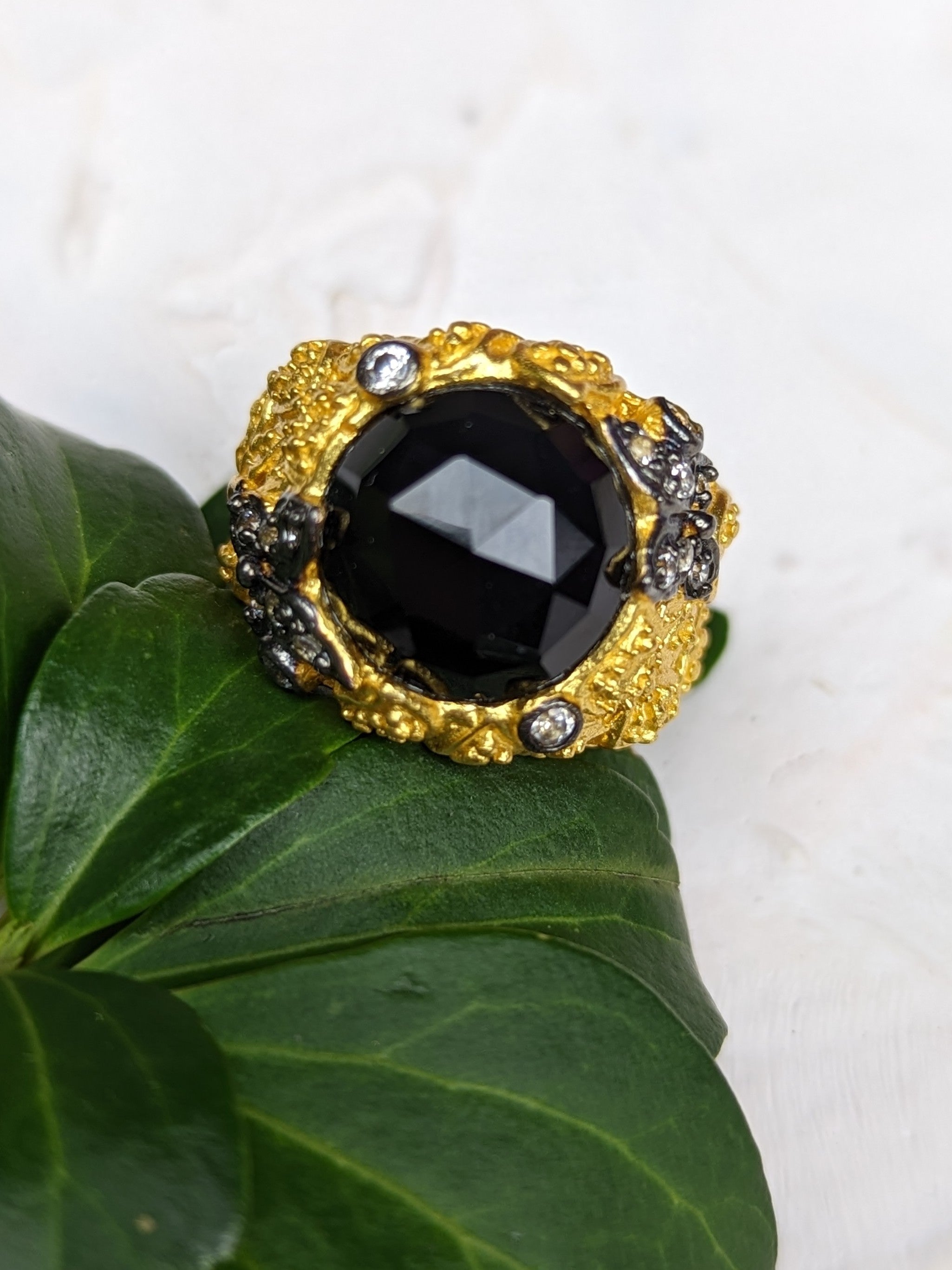 Noor Black Onyx Ring