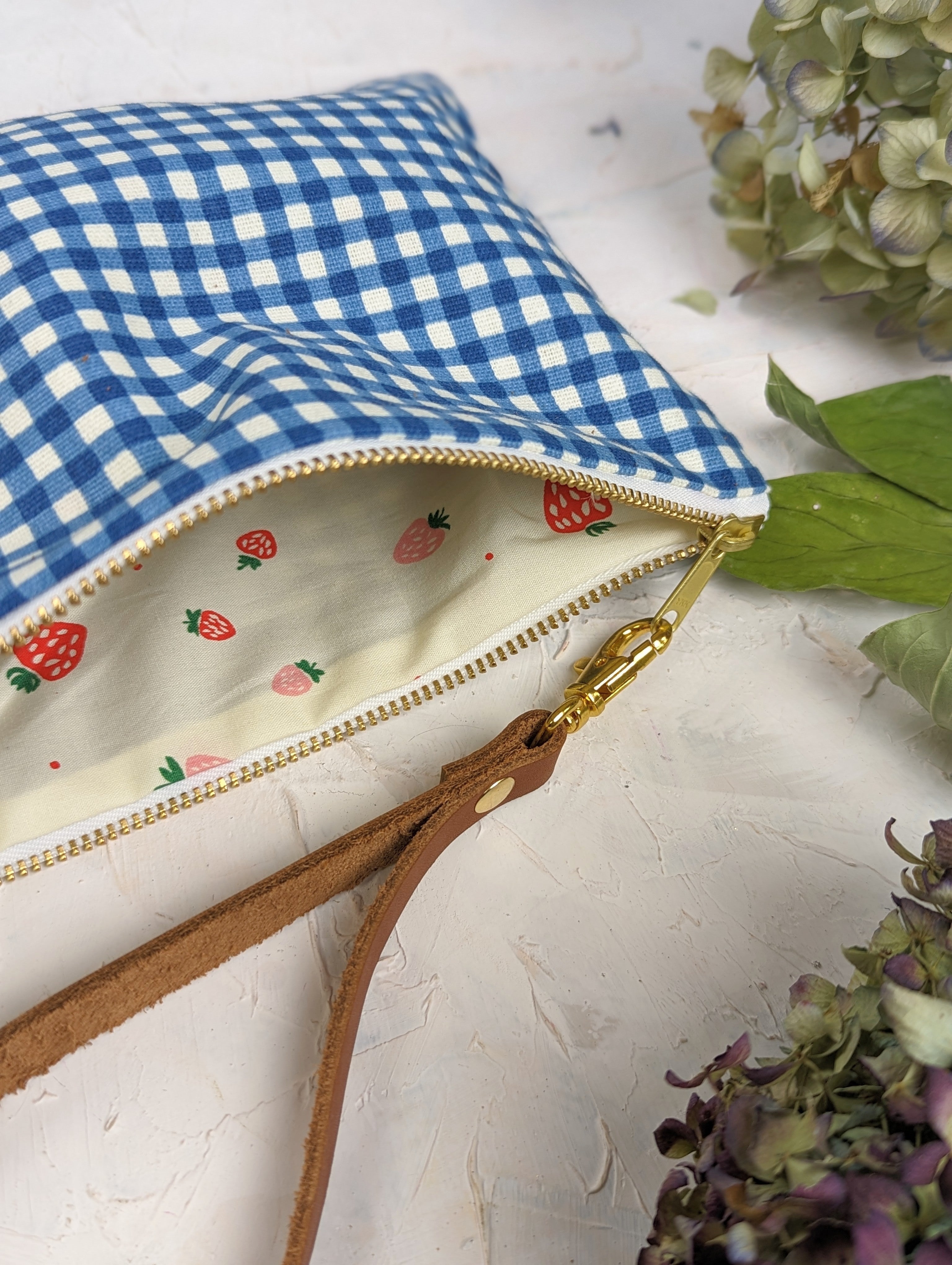 Summer Picnic Wristlet Purse