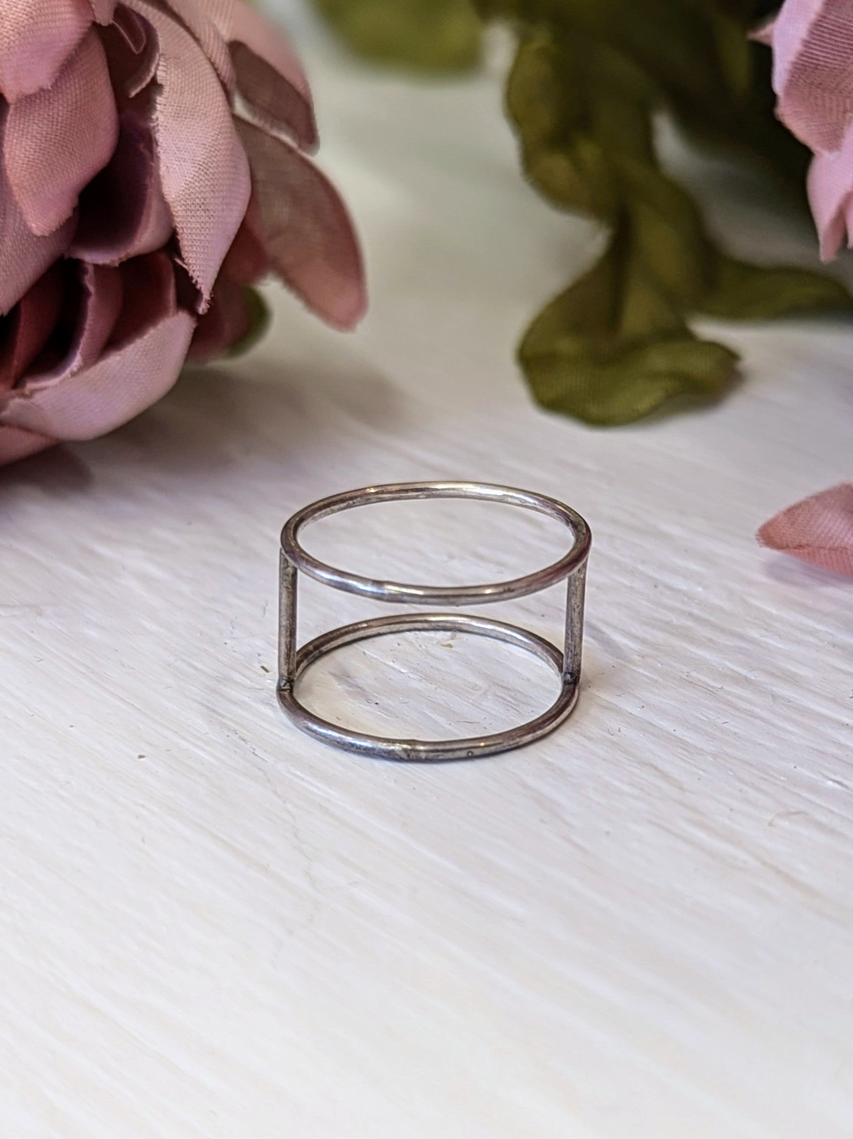 Tarnished Sterling Silver Ring - Size 9