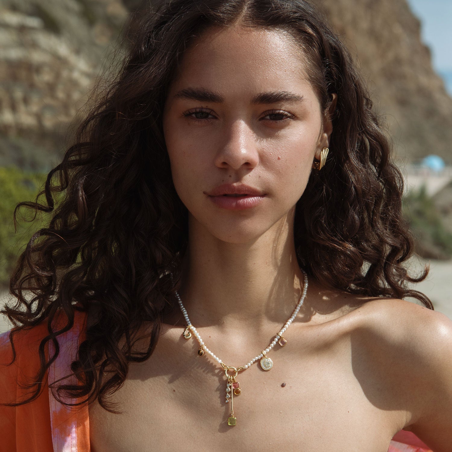 Amora Necklace