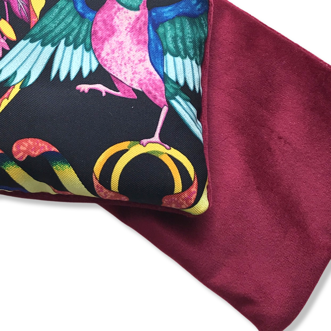 Pierres d'Orient et Occidental Vintage Scarf Coffee Run Keychain Bag