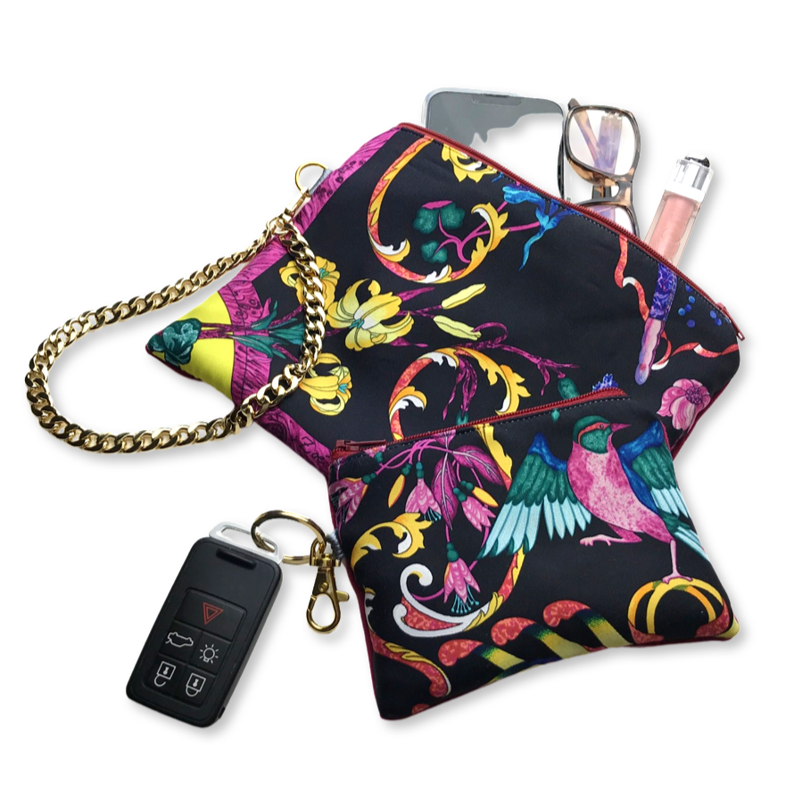 Pierres d'Orient et Occidental Vintage Scarf Wristlet Grand Bag