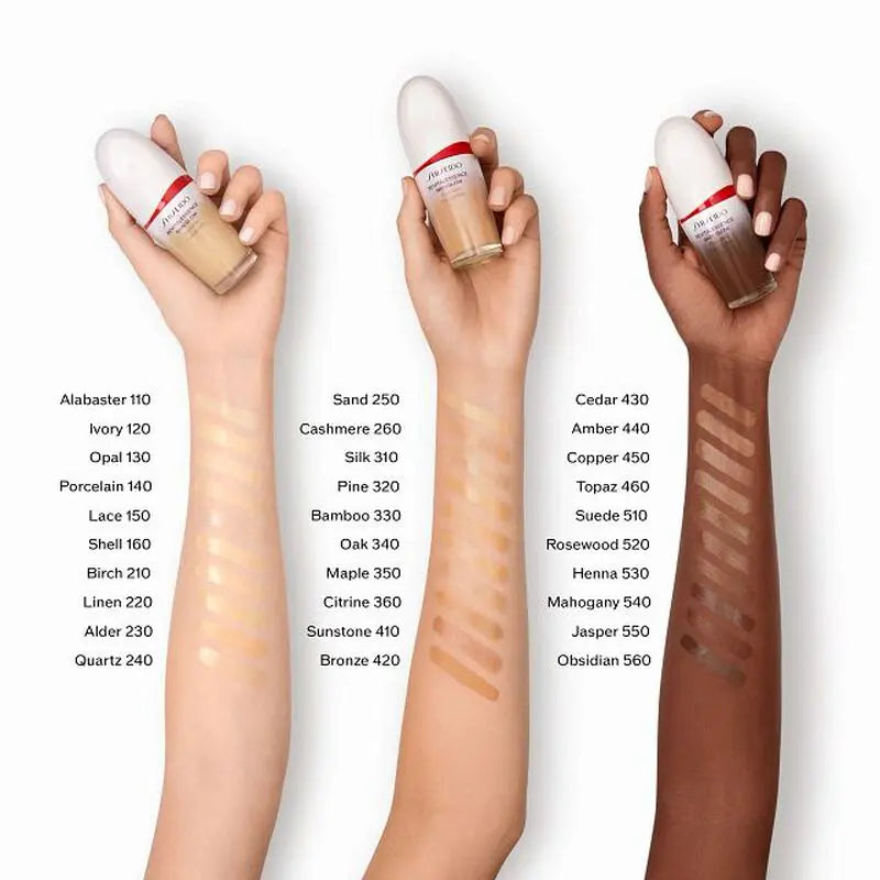 REVITALESSENCE SKIN GLOW Foundation SPF 30