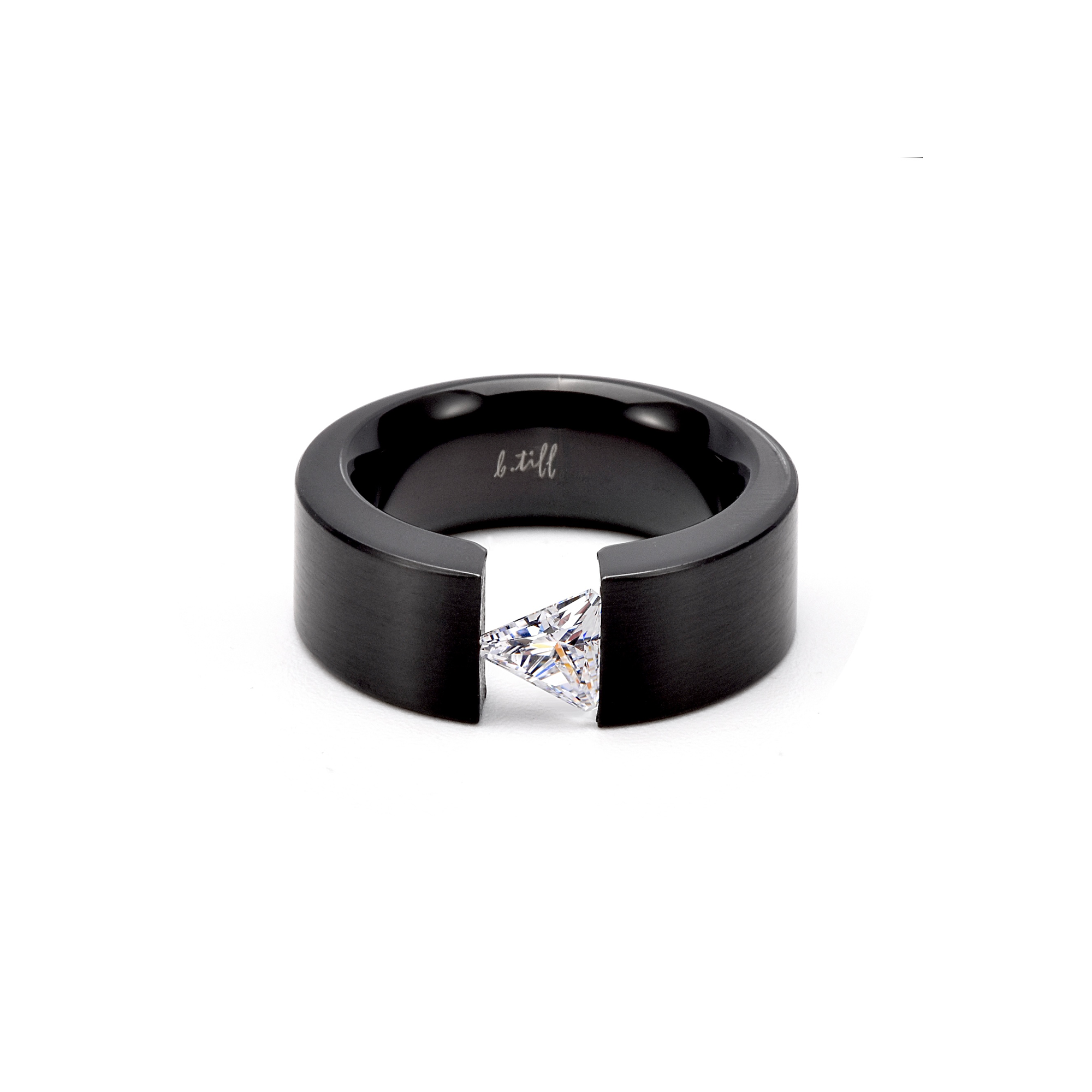 RG113B B.Tiff Black 1 ct Trillion Cut Solitaire Ring [Wide Band]