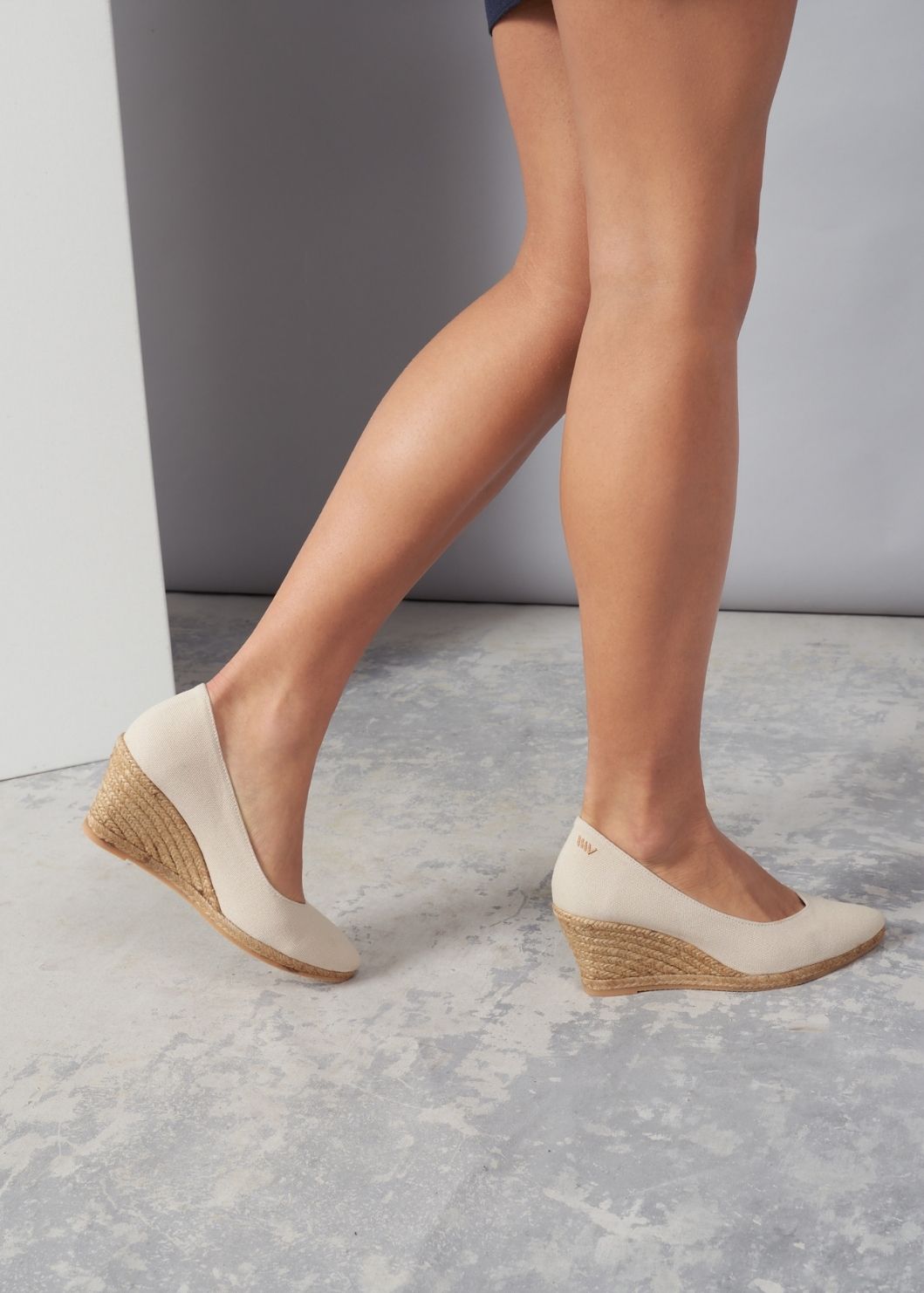 Roses V Cut Black Canvas Slip On Women Espadrille Wedge Legs