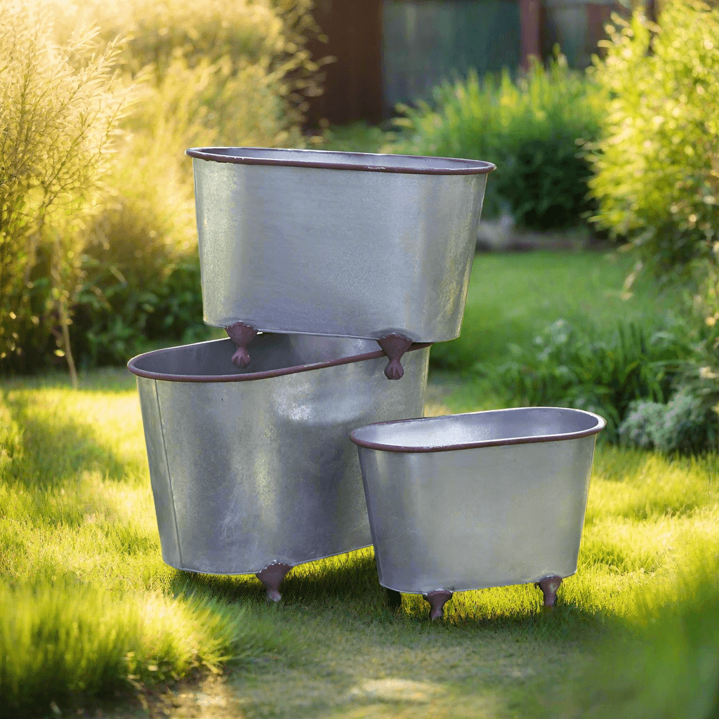 Rustic Galvanized Metal Clawfoot Planters (Set of 3)