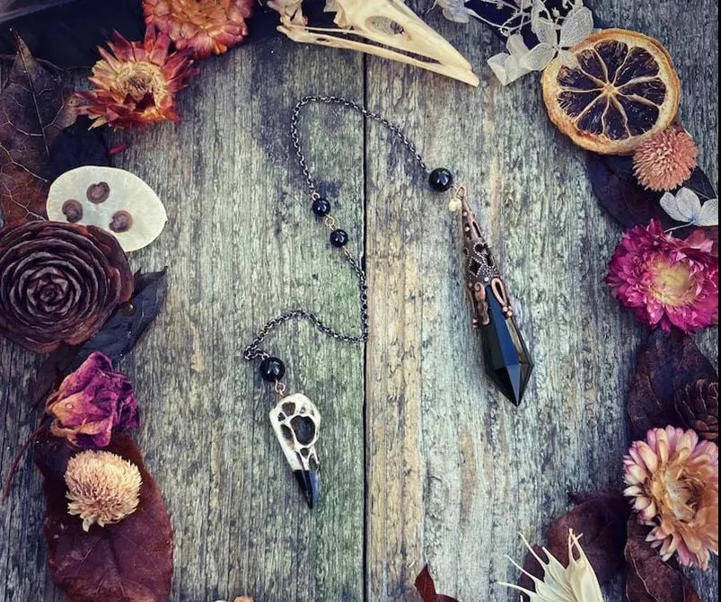 Obsidian Raven Skull Pendulum