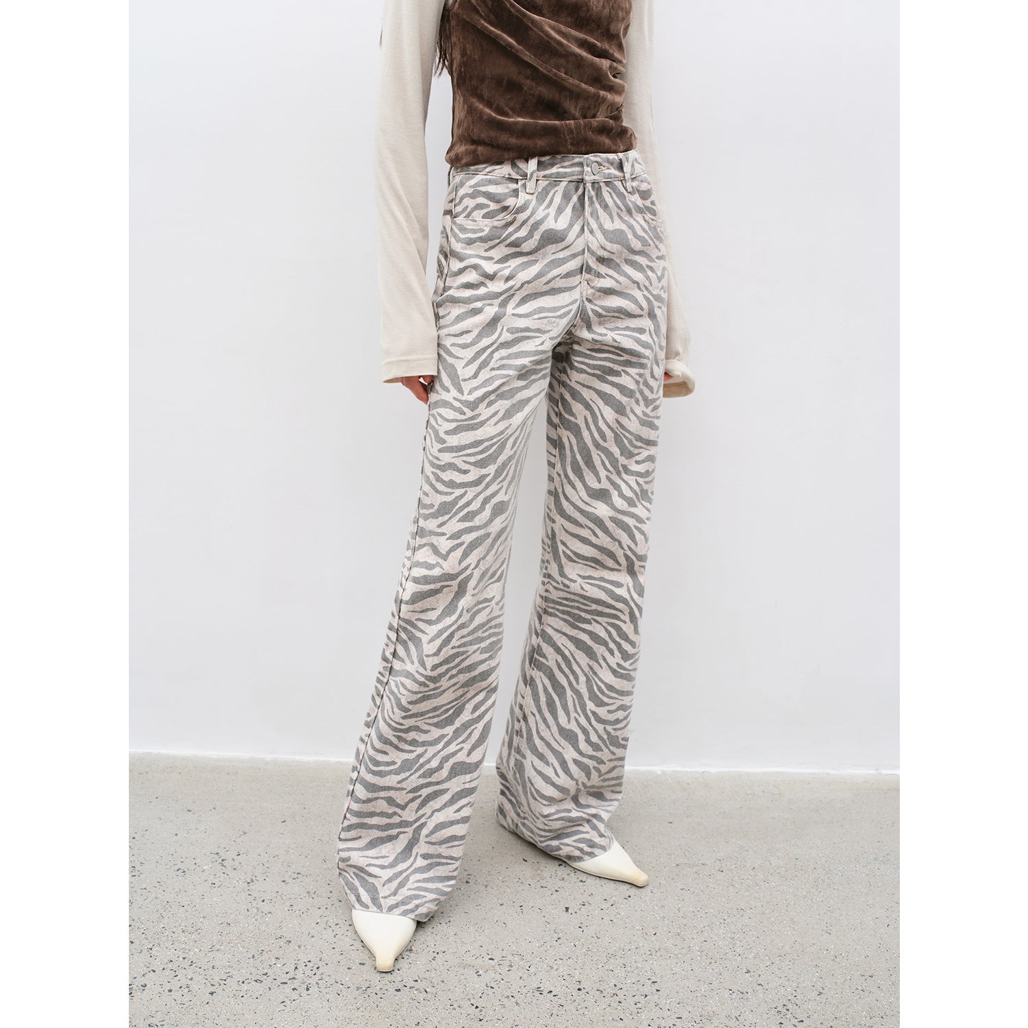 "Wilful Zebra" custom zebra print yeast stone washed low waist flared jeans for women-1
