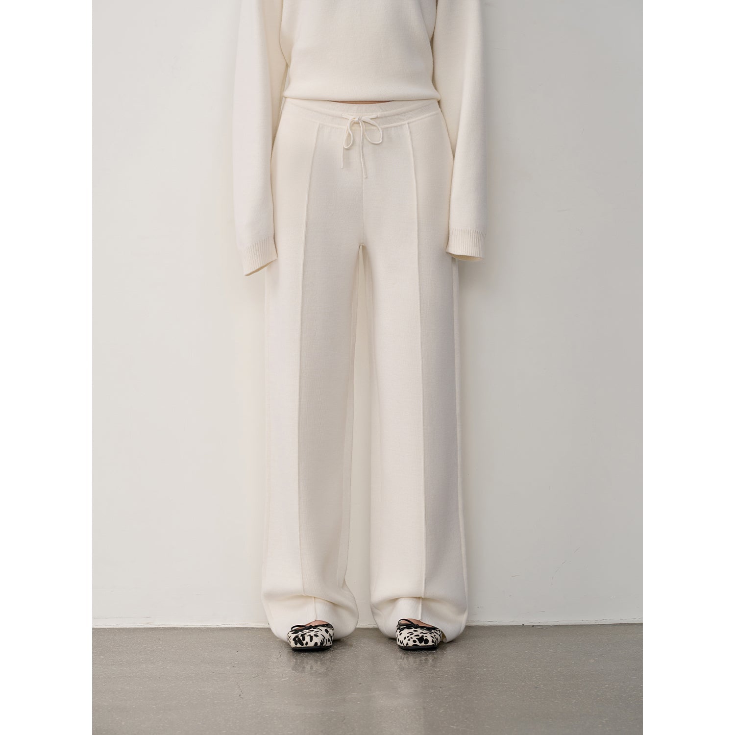 "Urban One" Wool Hooded Knit Outfit-4