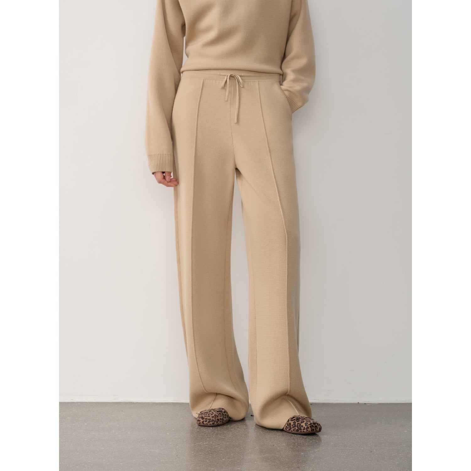 "Urban One" Wool Hooded Knit Outfit-6