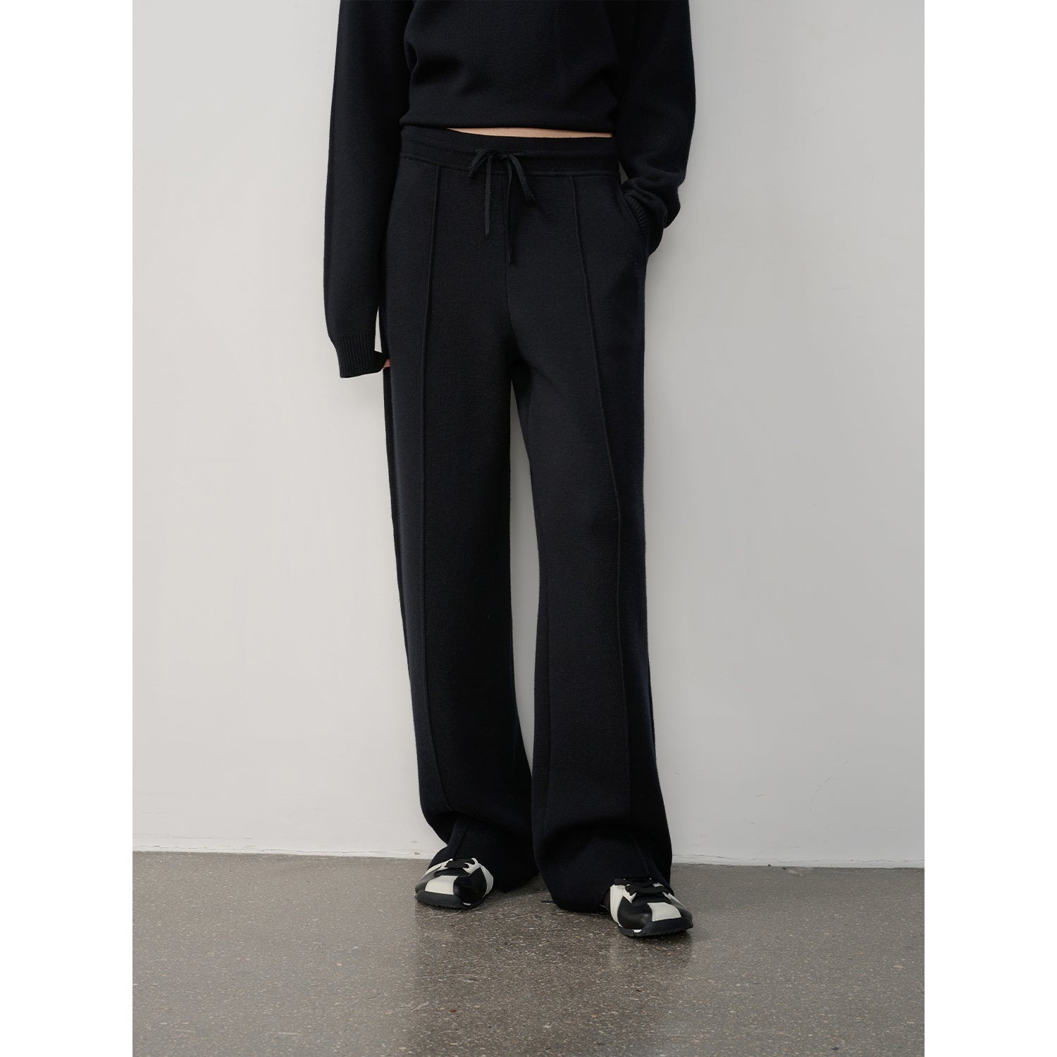 "Urban One" Wool Hooded Knit Outfit-12