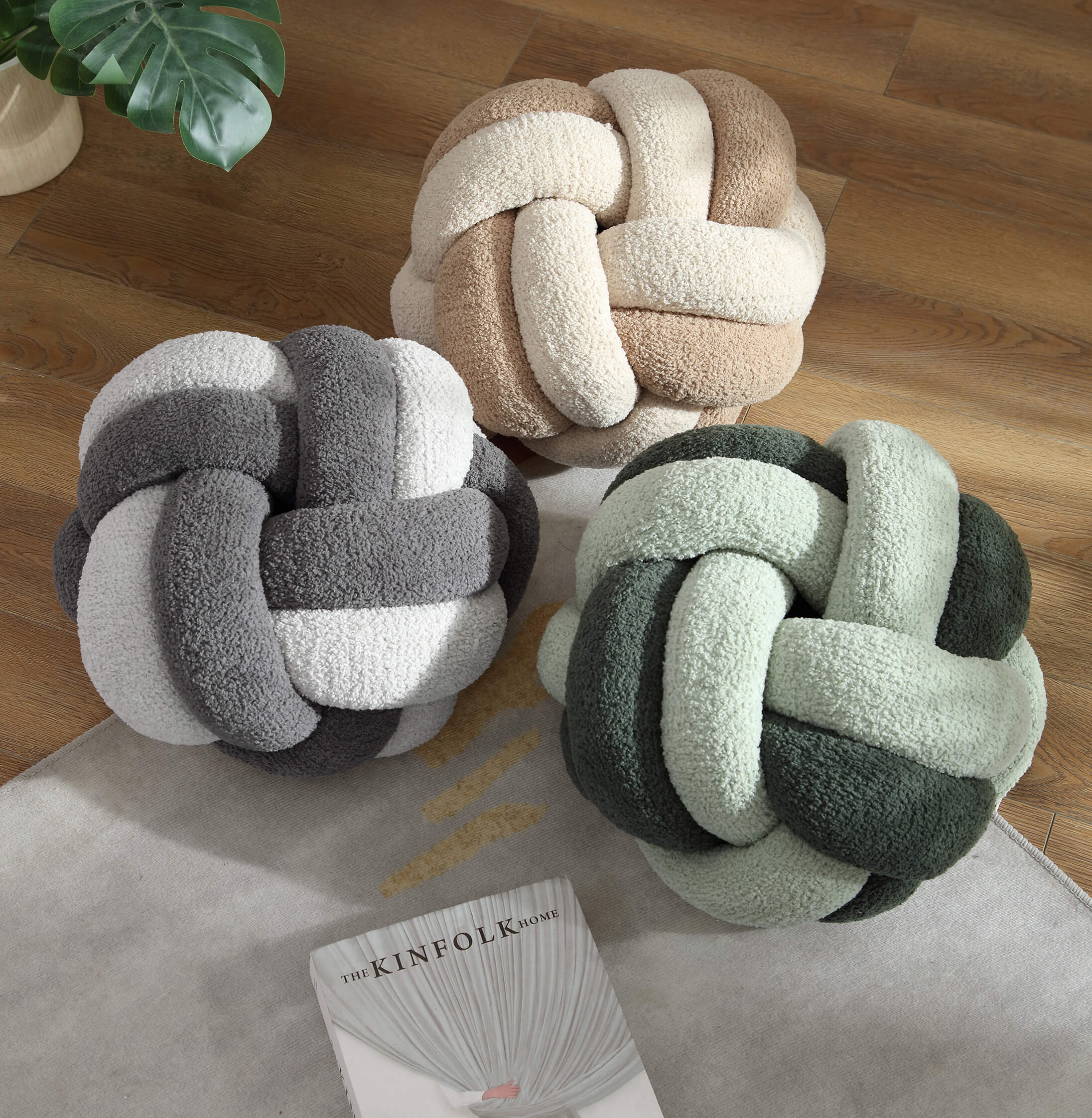 Knot Pillow
