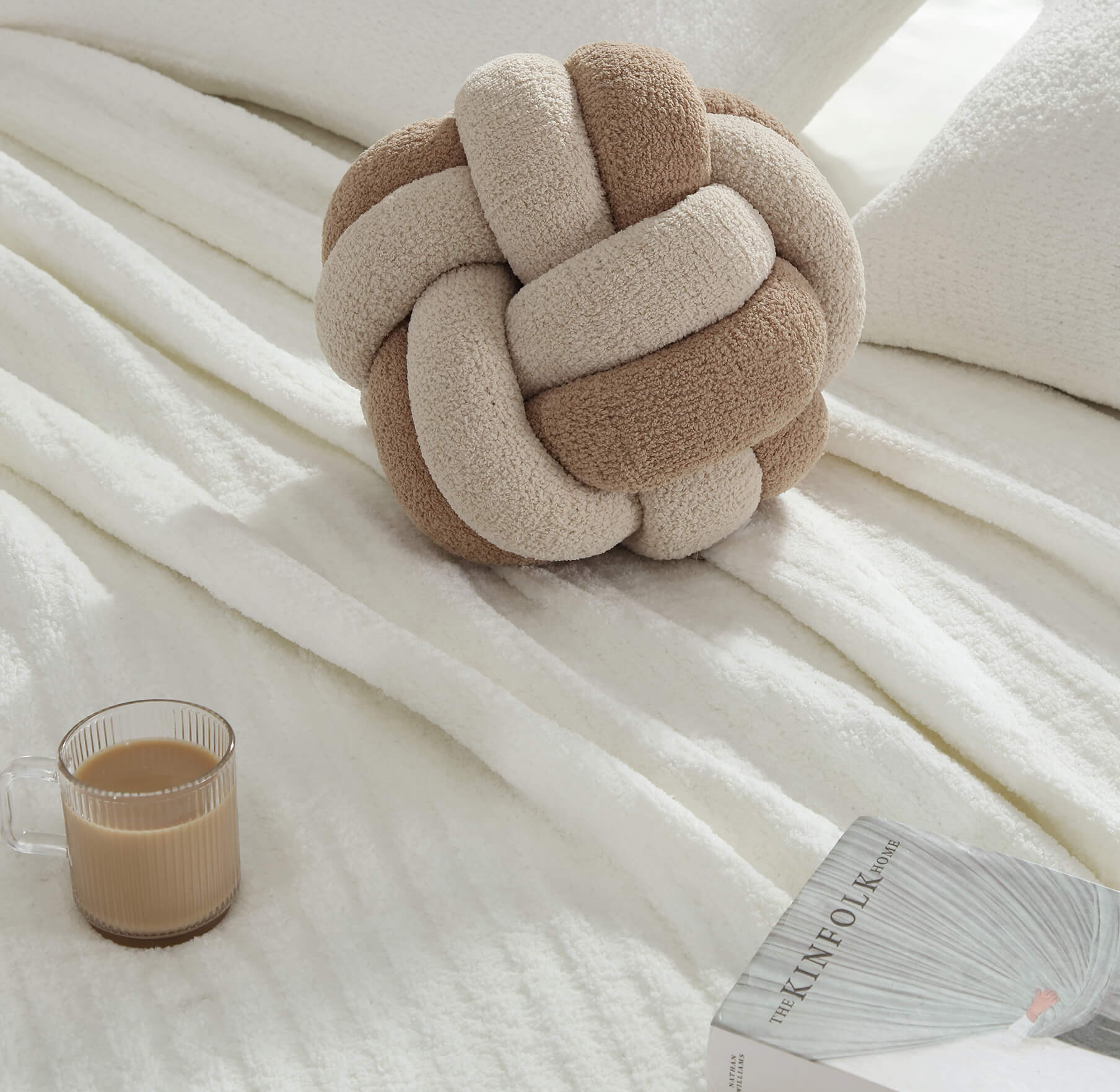 Knot Pillow