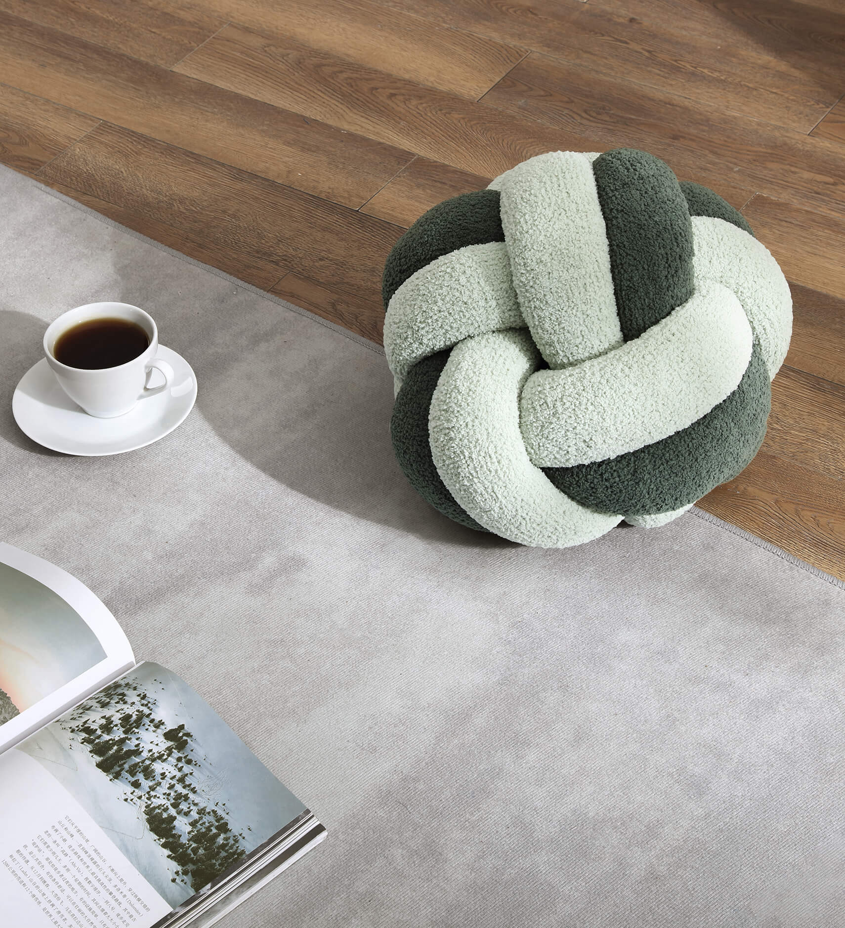 Knot Pillow