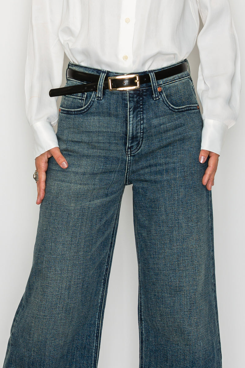 TUMMY CONTROL HIGH RISE CUFFED A WIDE LEG JEANS