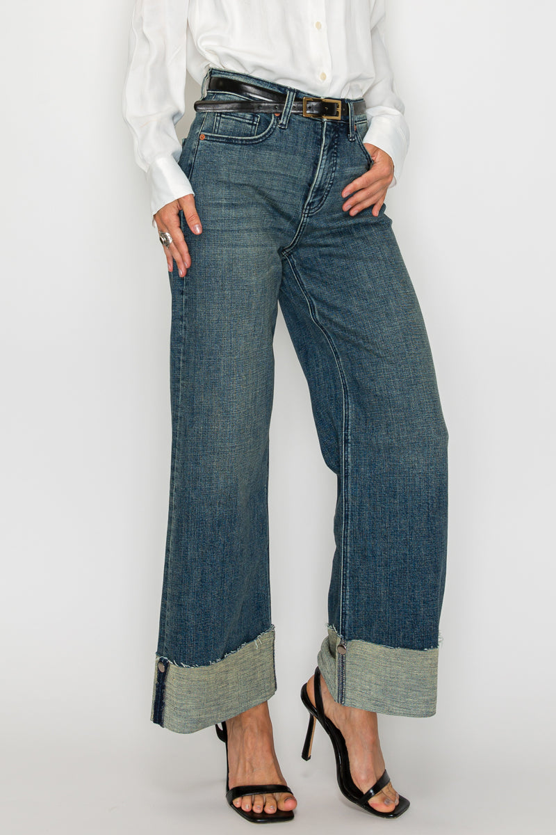TUMMY CONTROL HIGH RISE CUFFED A WIDE LEG JEANS