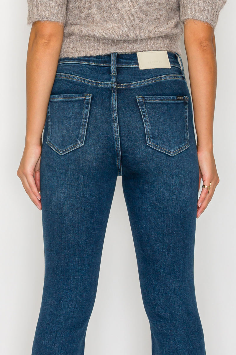TUMMY CONTROL HIGH RISE BOOTCUT JEANS *Signature*