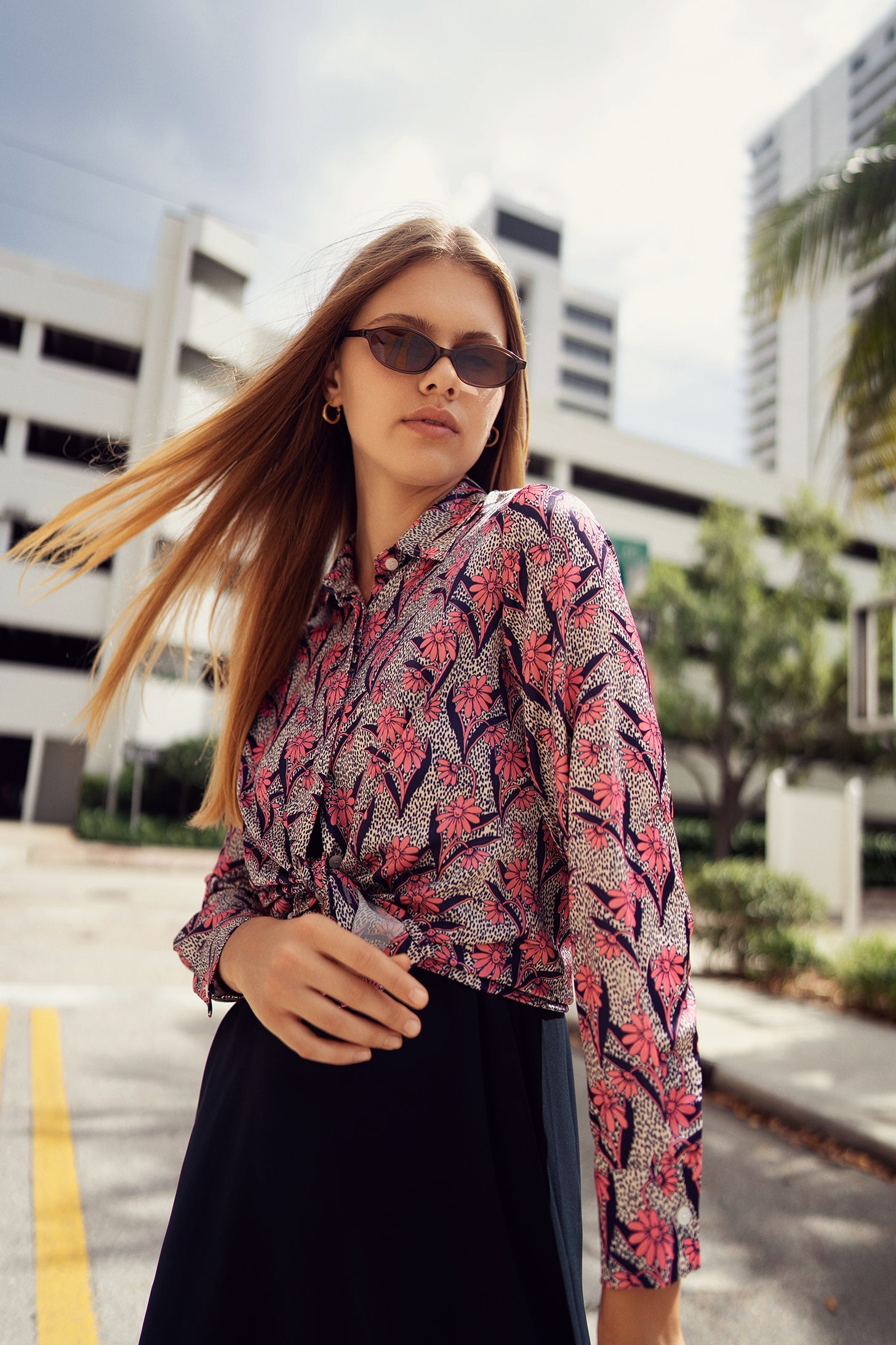 FLORAL SILKY BLOUSE
