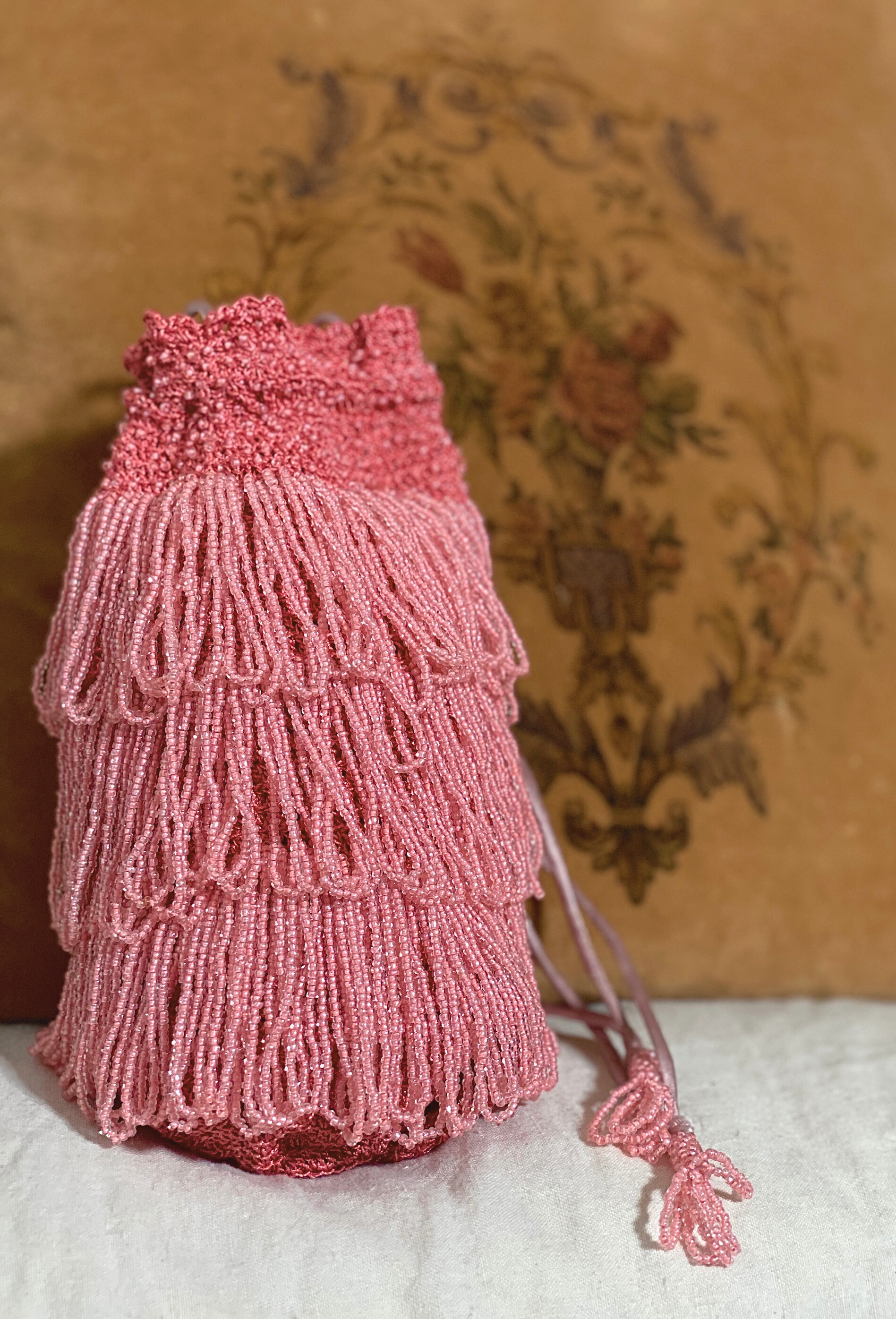 The Bonbon 1920's Pochette Bag - Flamingo Pink