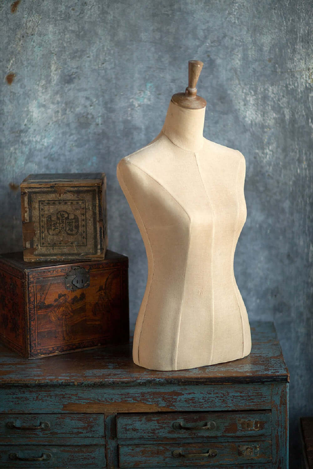 Vintage Female Dress Form Mannequin