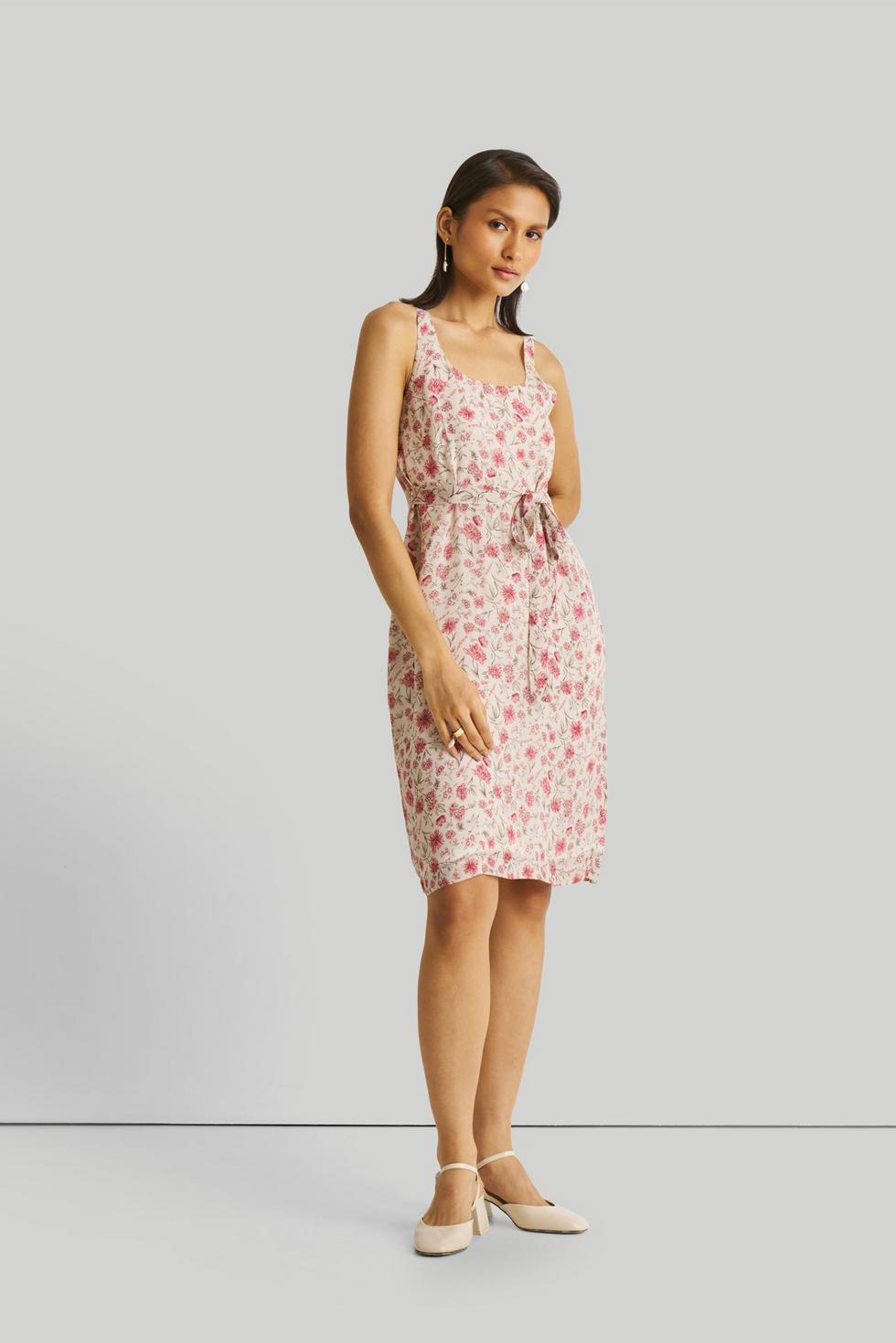 Fitted Knee Length Floral Dress - Petal fusion