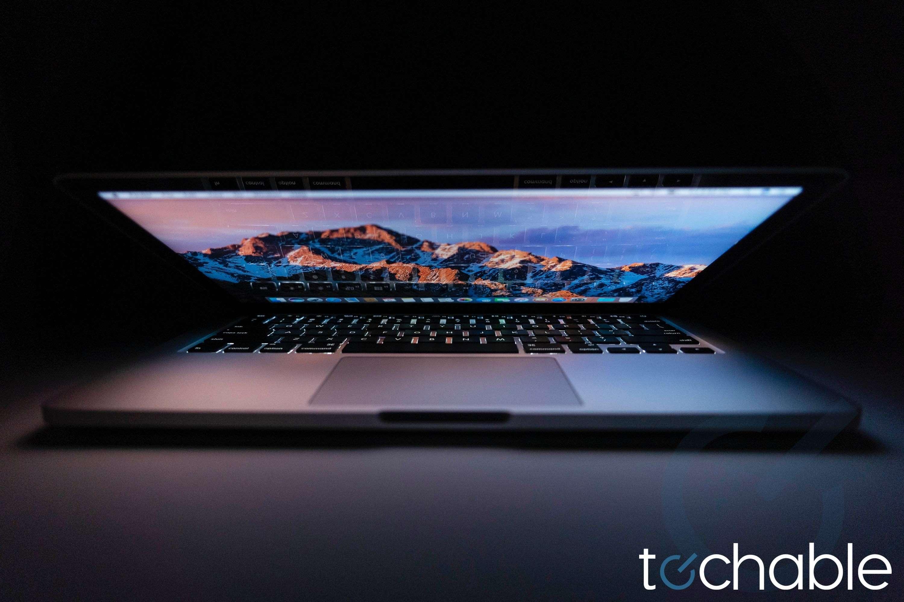 MacBook Pro (Early 2015) 13-Inch - 2.9GHz Core i5 - 16GB RAM - 512GB SSD