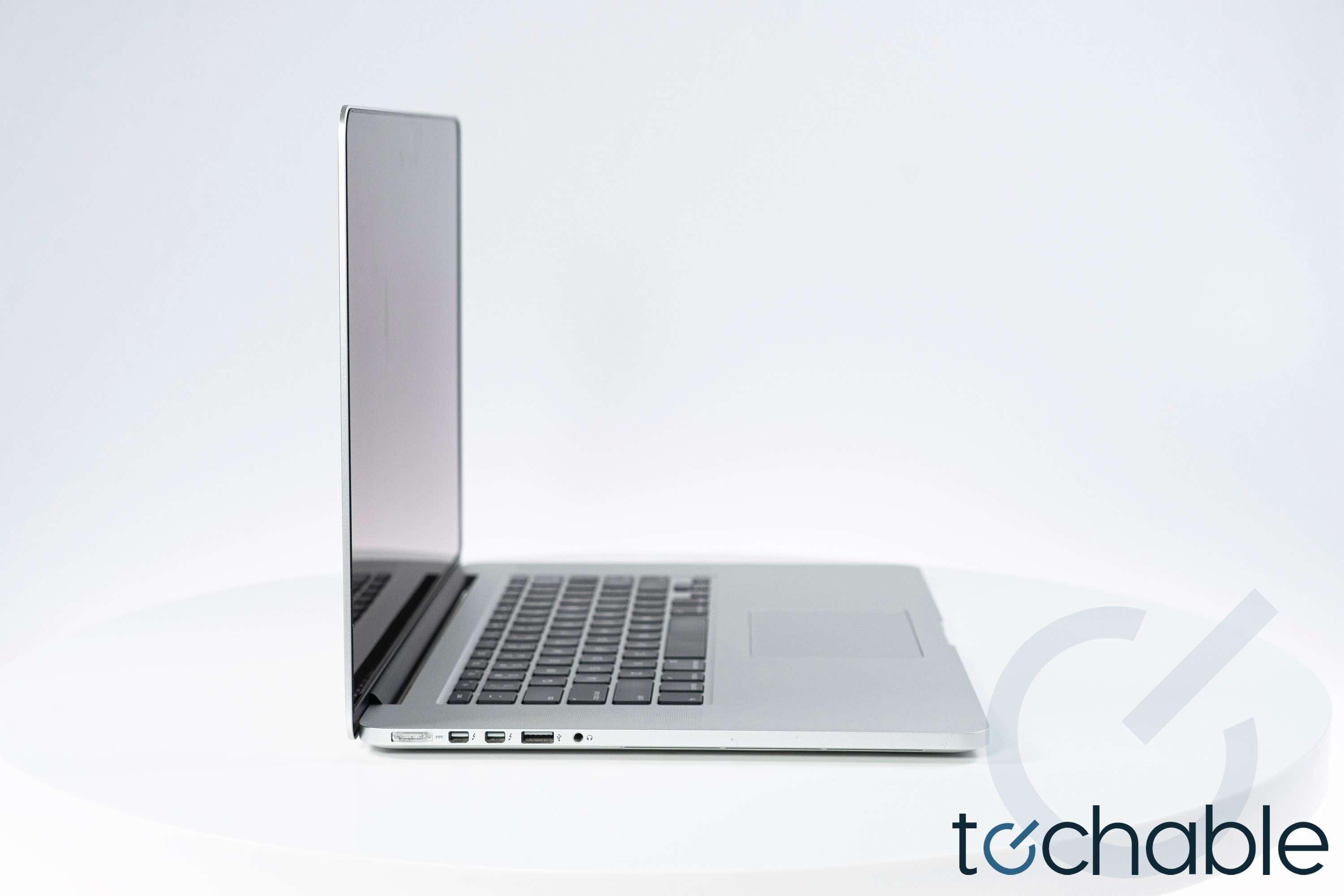 MacBook Pro (Mid 2015) 15-Inch - 2.5GHz Core i7 (DG) - 16GB RAM 512GB SSD