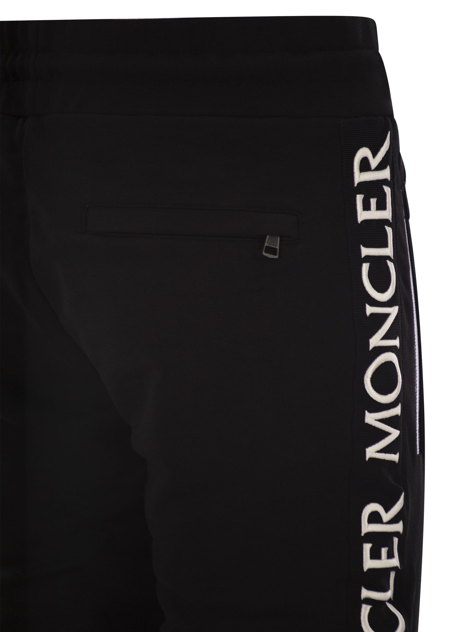 Moncler Men Trousers With Logo