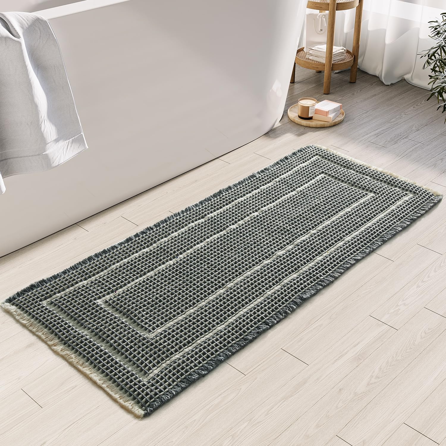 Bathroom Floor Mat,Boho Bath Rug,Super Absorbent Bath Mat,Bathroom Rugs Non Slip Washable, Quick Dry Shower Mats, Ultra Soft Bath Mat Towel,Brown,18"*30"