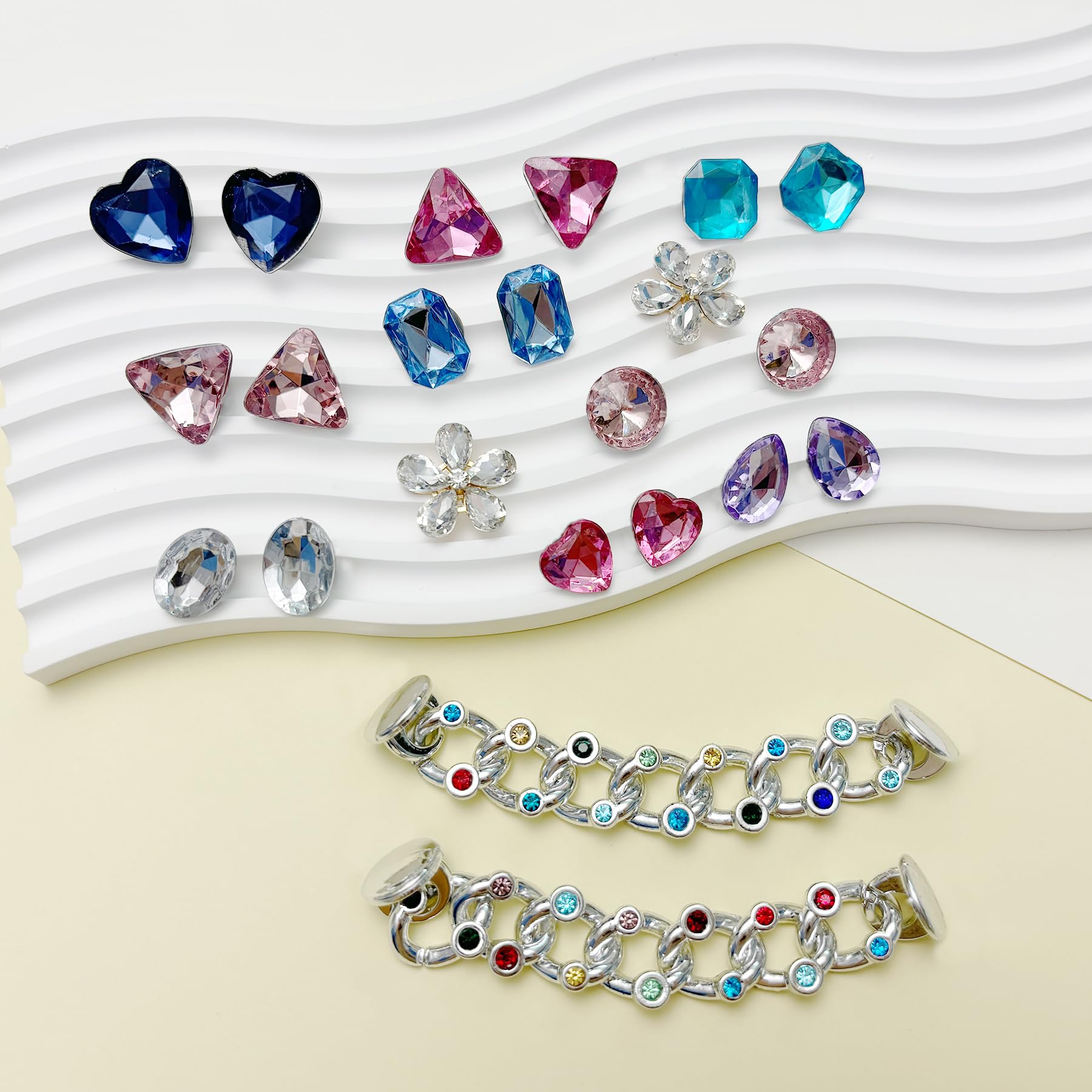 Bling Shoe Charms for Women, 22Pcs Plastic Sparkling Gems Rhinestones Shoe Decoration Charms, Girly Shoe Chains for Clog Sandals, DIY Shoe Accessories for Party Favor