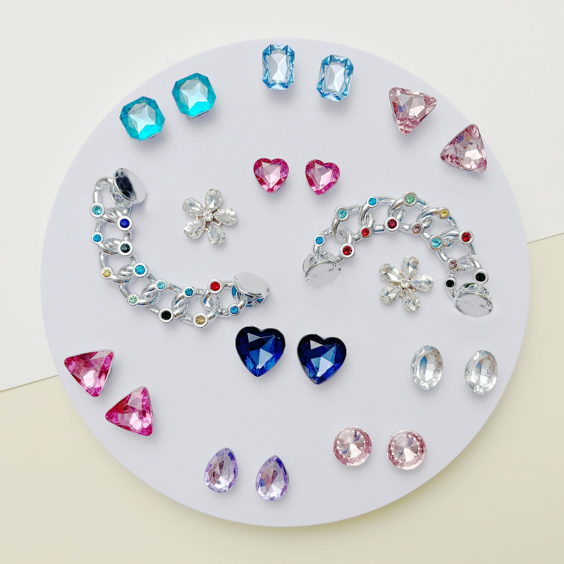 Bling Shoe Charms for Women, 22Pcs Plastic Sparkling Gems Rhinestones Shoe Decoration Charms, Girly Shoe Chains for Clog Sandals, DIY Shoe Accessories for Party Favor