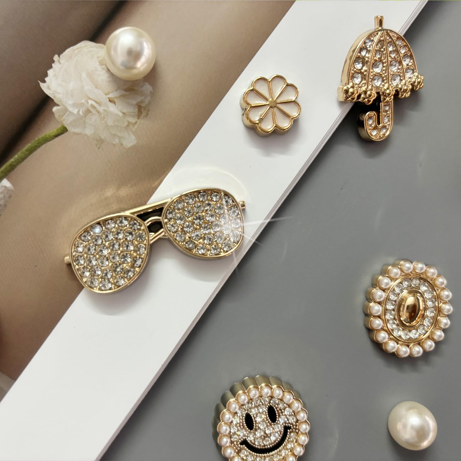 Bling Shoe Charms for Women, Sparkle Rhinestones Shoe Decoration Charms, Girly Shoe Chains for Clog Sandals, DIY Shoe Accessories for Party Favor