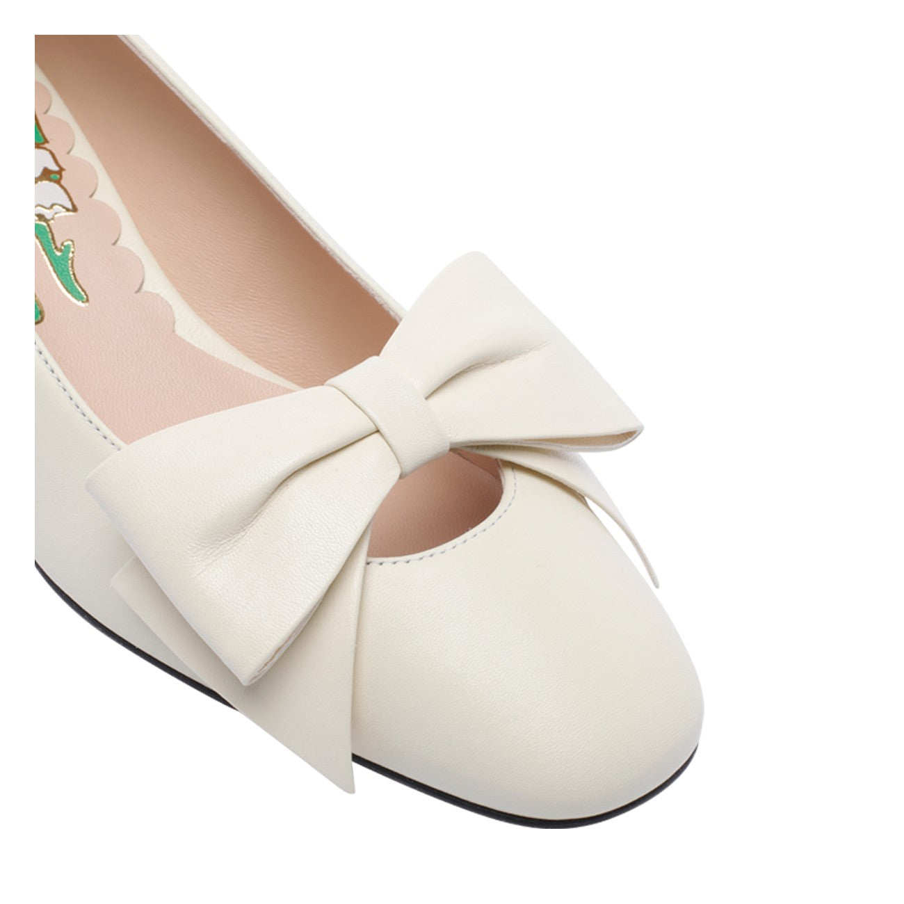Valentino Garavani Women Bowbow Pumps