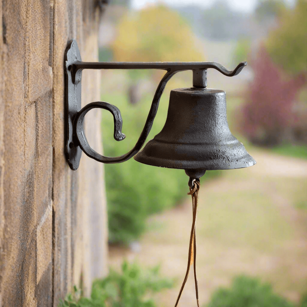 Vintage Wall-Mounted Farmhouse Bell in Cast Iron