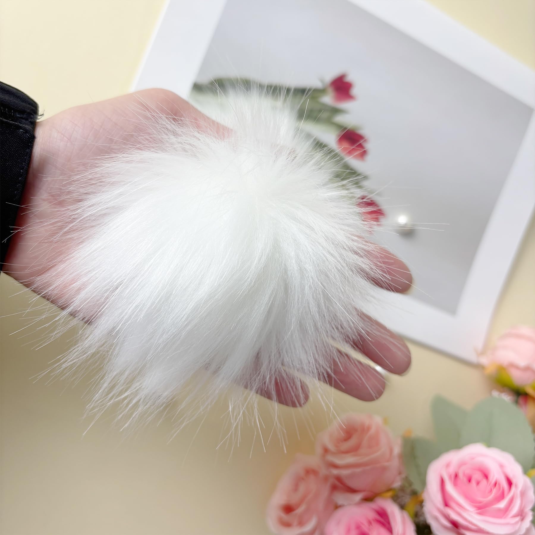 Cute Fluffy Poms only for Clog Sandals, with Pearl Accessories Charms for Girls, DIY Shoe Decoration Charms for Party Favor