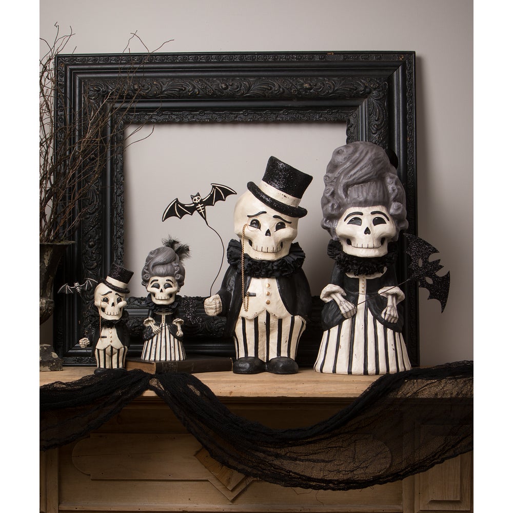 Divine Desiree Skelly Large by Bethany Lowe Designs