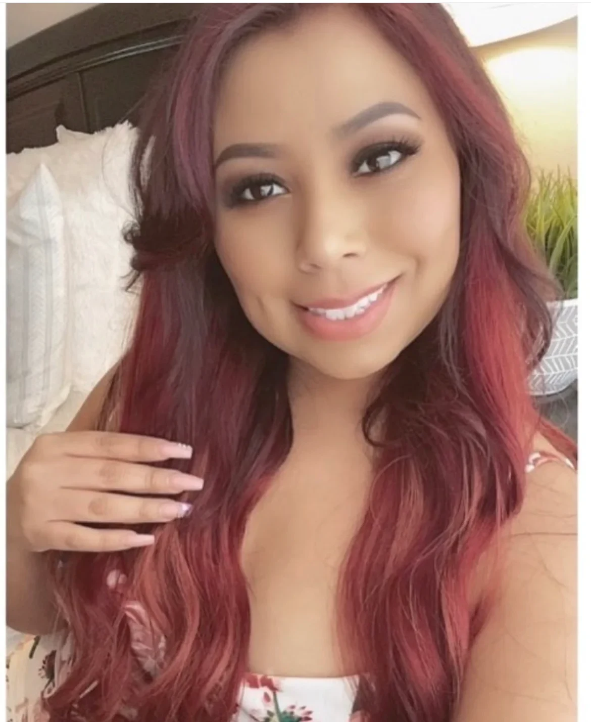 Professional Hand Tied Weft Extensions Red Velvet for a Natural Glow