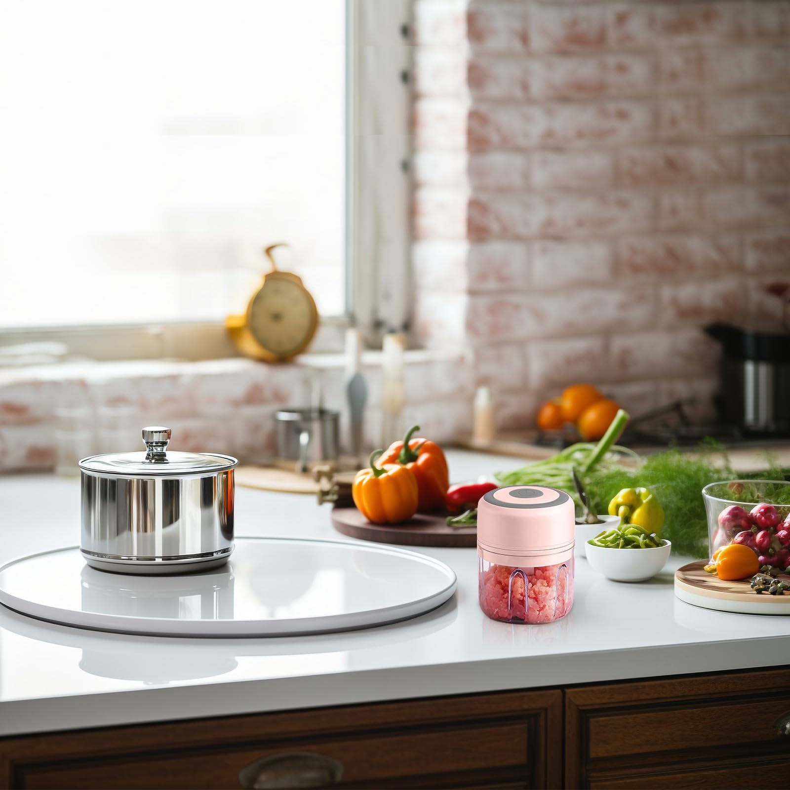 Electric Mini Garlic Chopper, 100ML Food Chopper Garlic Mincer USB, Vegetable Chopper, Onion Chopper, Portable Small Food Processor for Garlic, Ginger, Chili, Vegetables